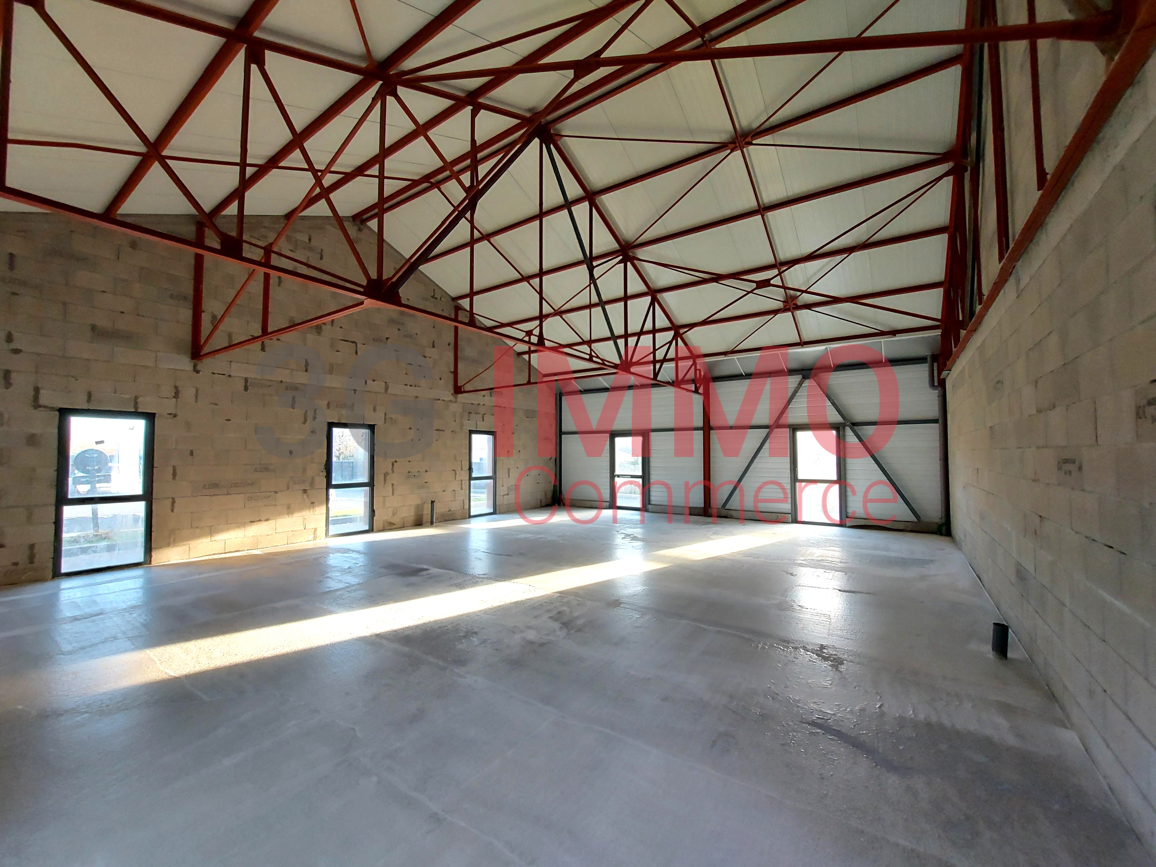 Local commercial 145 m² · à Niort · 145 m² · 1 250 €/mois