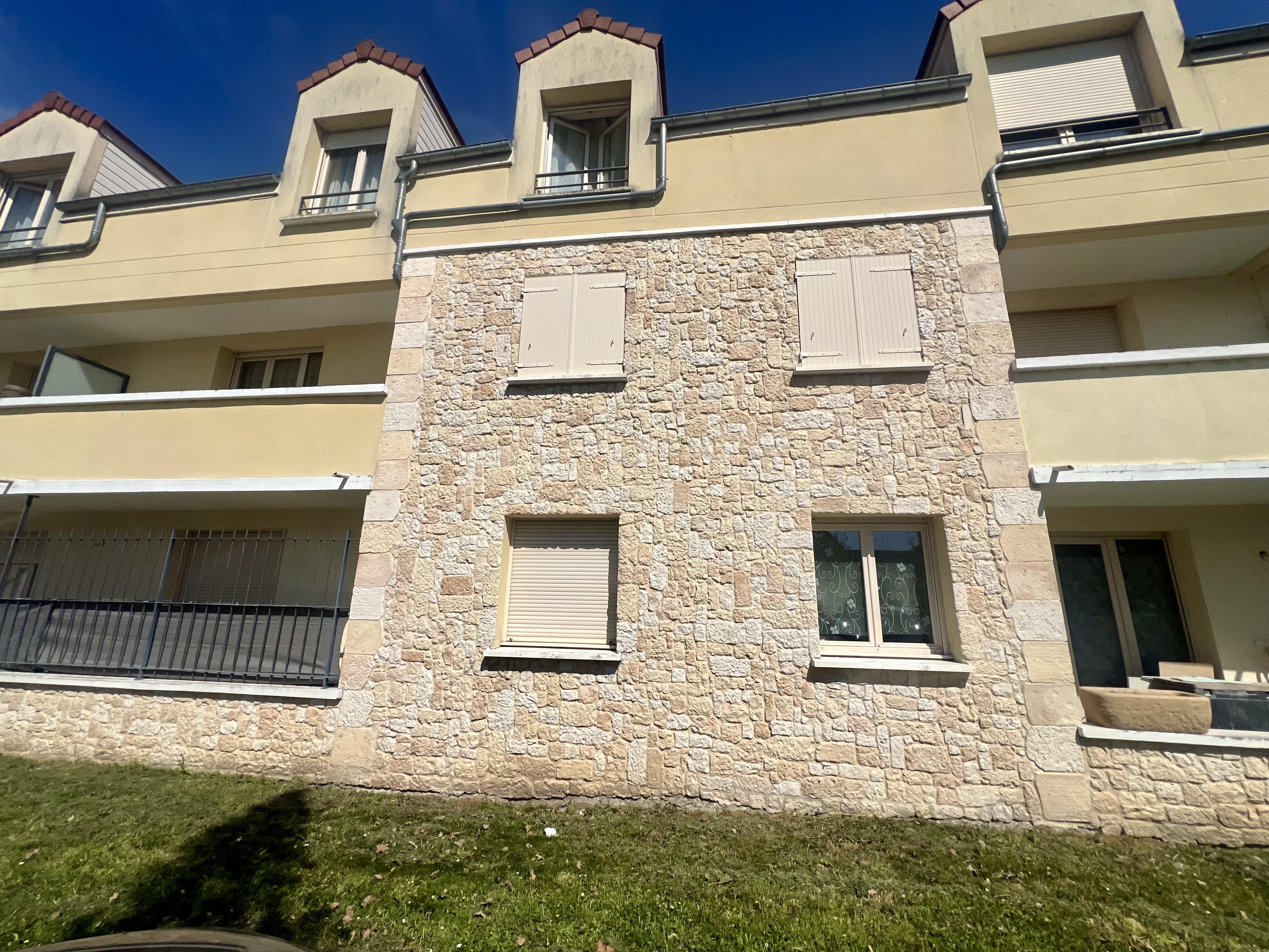 Appartement 1 pièce 27 m² · à Limay · 27 m² · 95 000 €