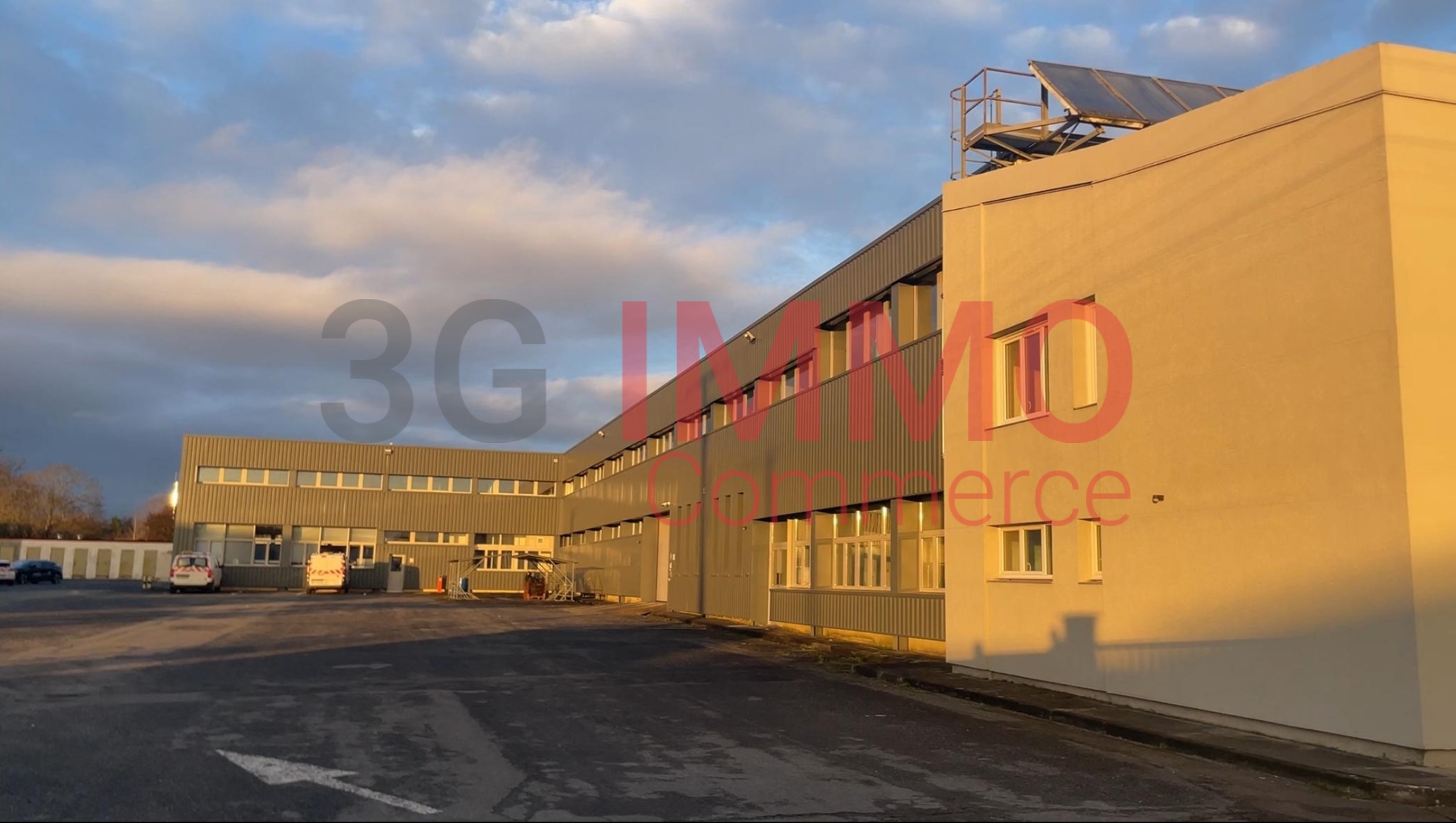 Local commercial 1022 m² · à Niort · 1 022 m² · 50 €/mois