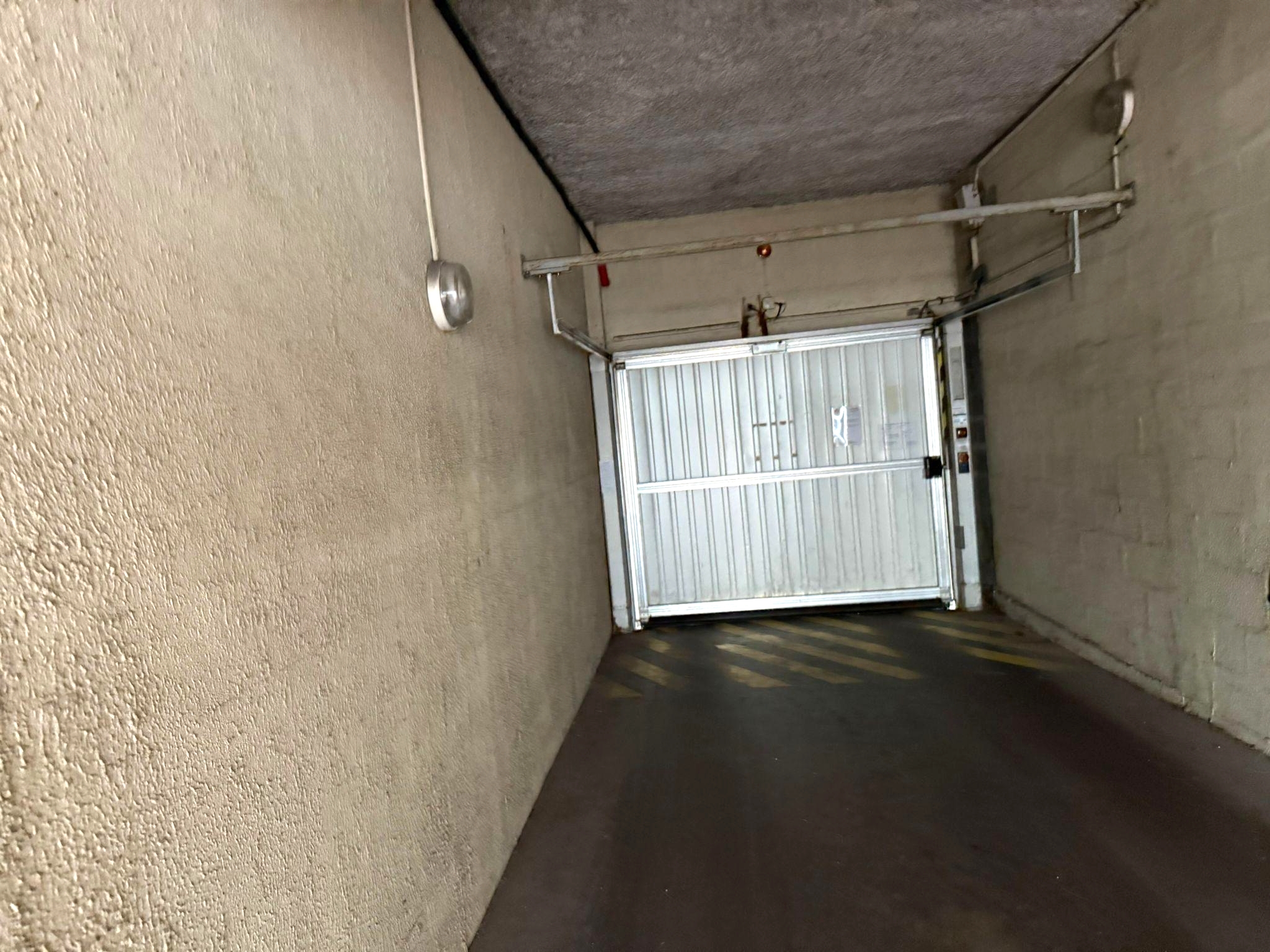 Parking à Rouen (76000) - Rouen · 12 000 €