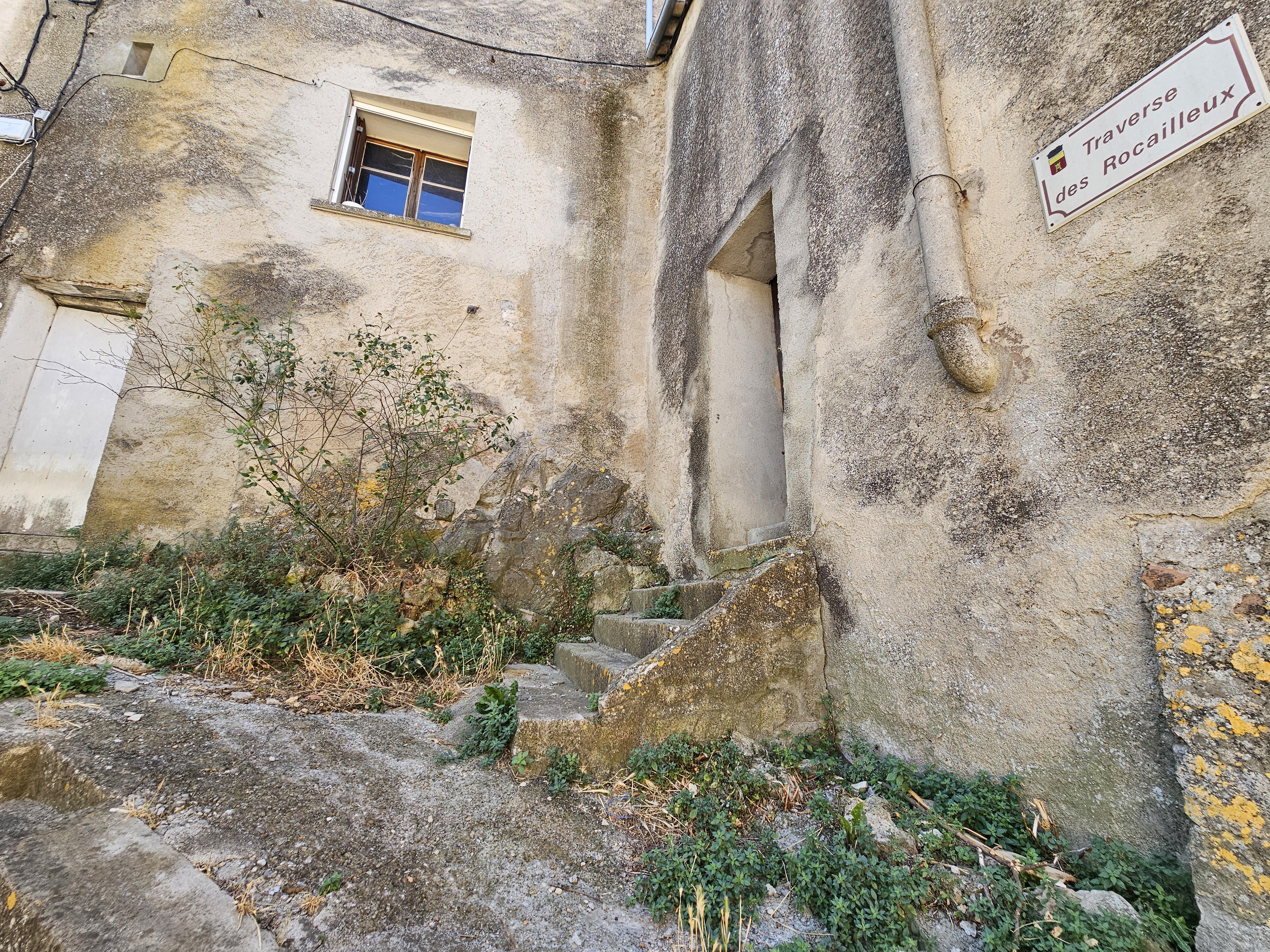 Maison 5 pièces 80 m² · à La Verdière · 80 m² · 45 000 €