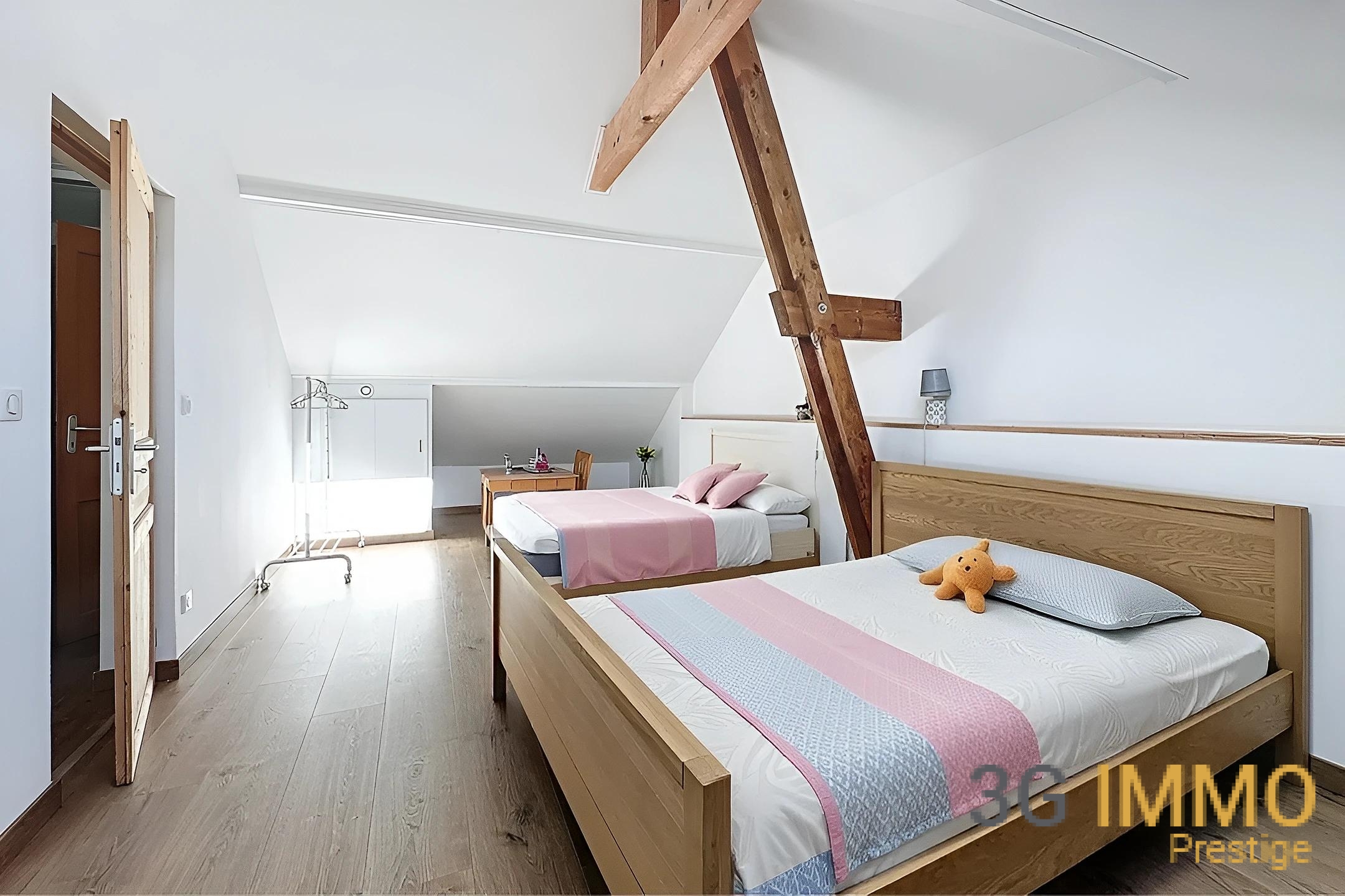Maison 10 pièces 230 m² · à Habère-Poche · 229,6 m² · 770 000 €