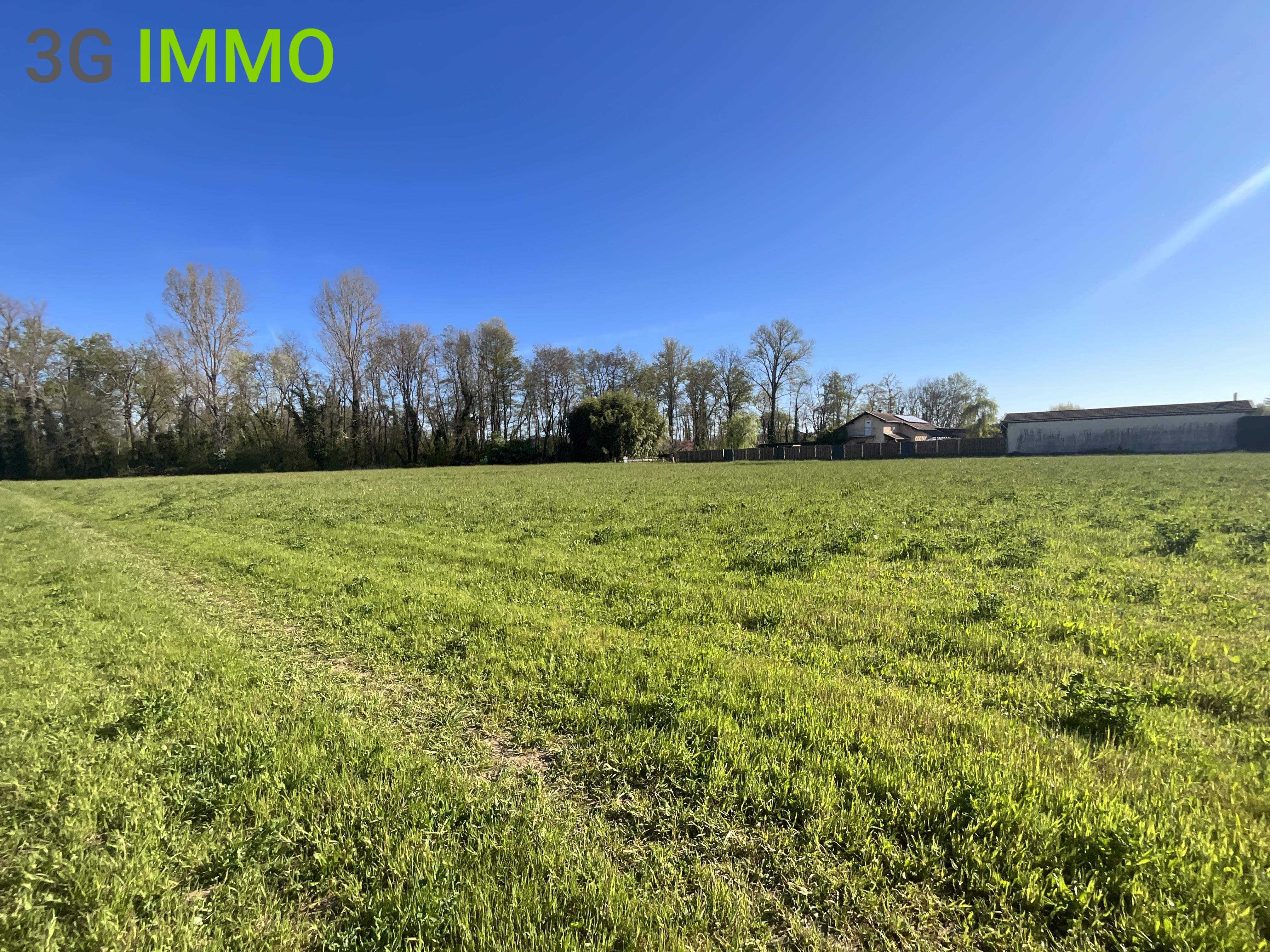 Terrain à Saint-Maurice-de-Gourdans (01800) - Saint-Maurice-de-Gourdans · 142 000 €