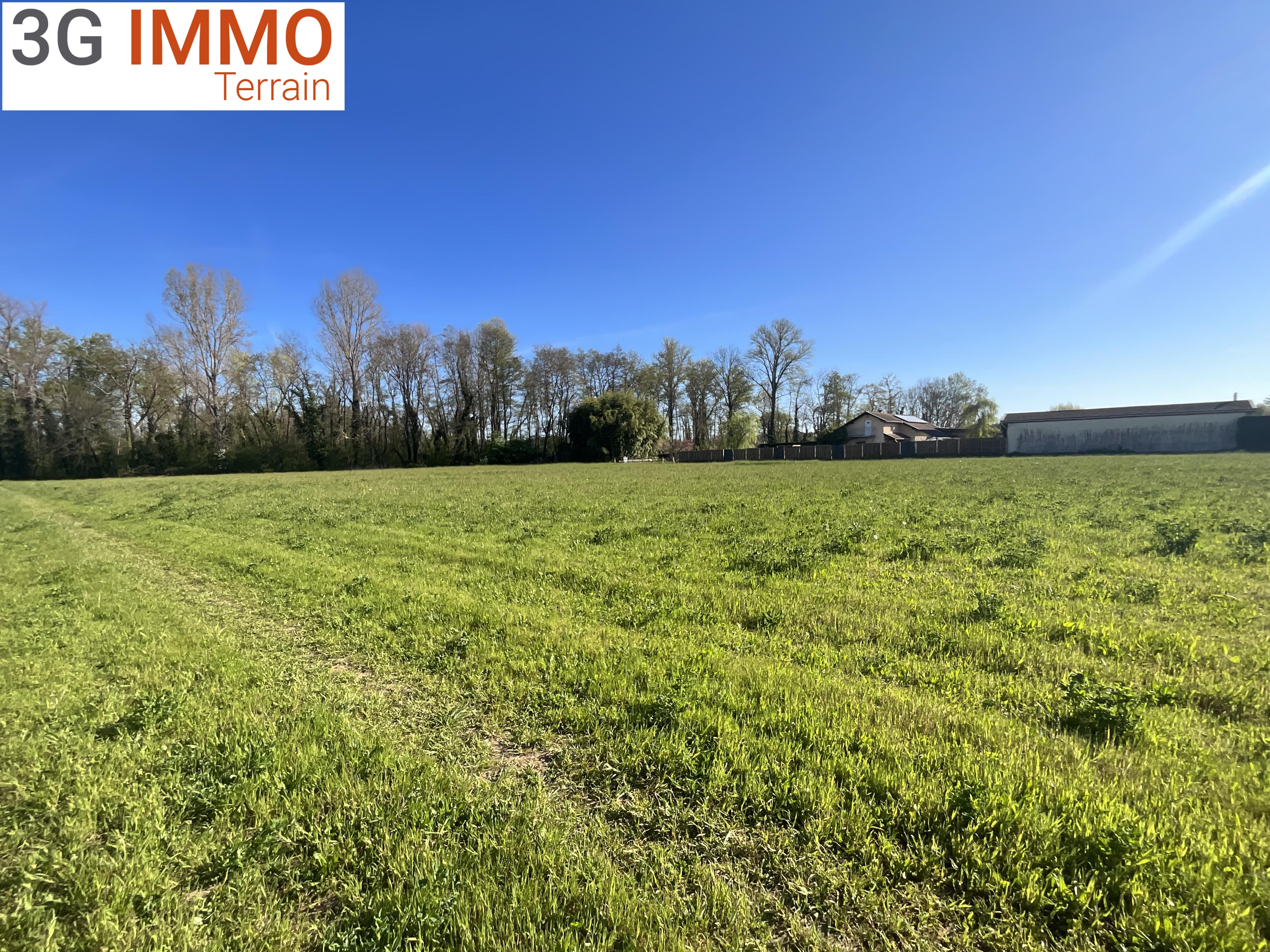 Terrain à Saint-Maurice-de-Gourdans (01800) - Saint-Maurice-de-Gourdans · 145 000 €