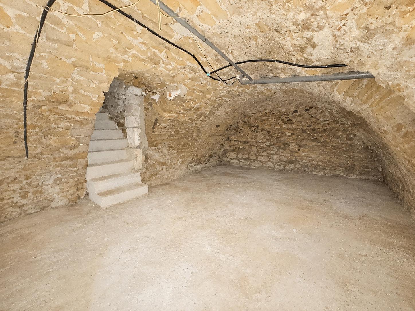 Immeuble 3 pièces 220 m² · à Gignac · 220 m² · 299 000 €