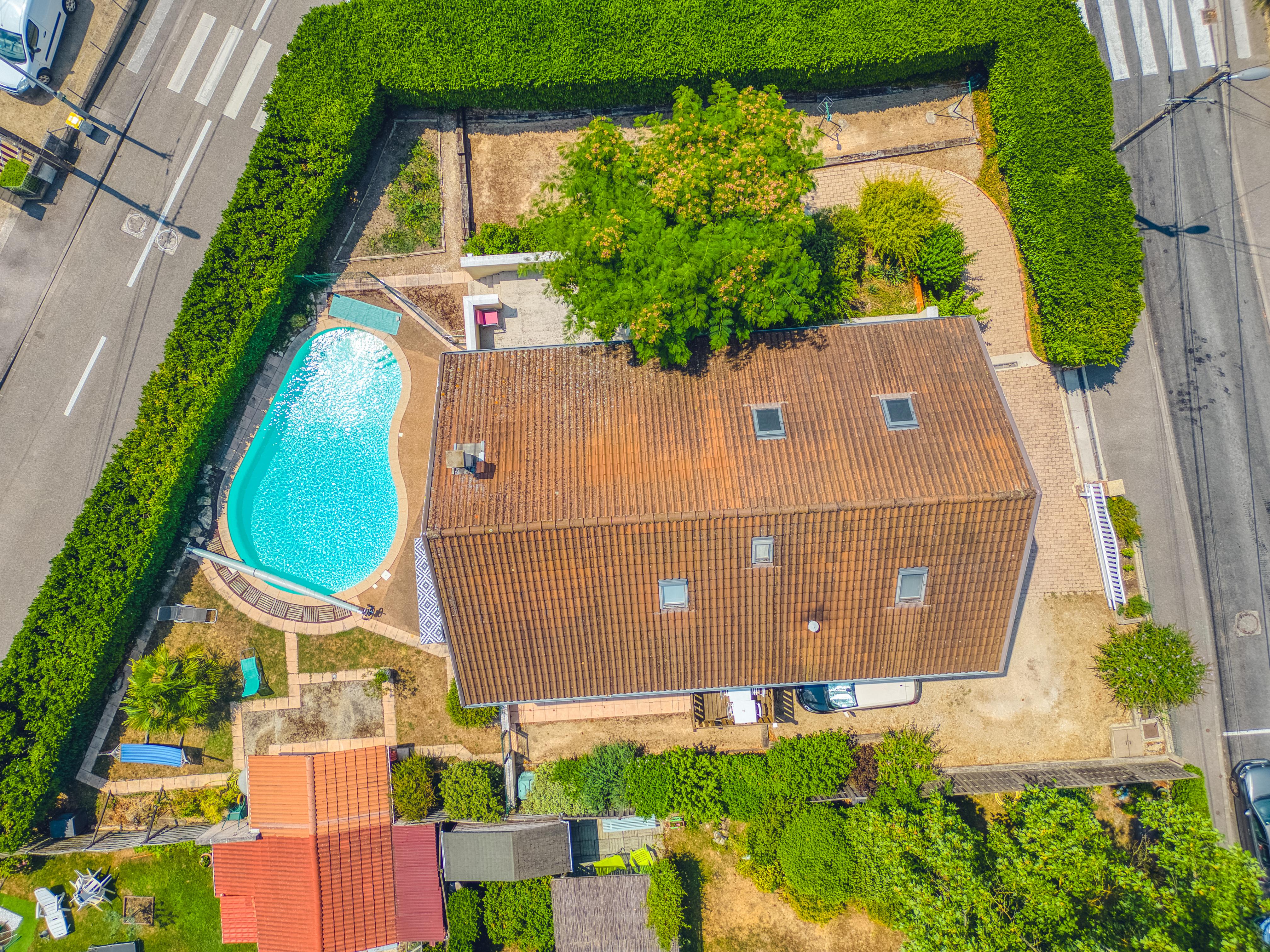 Maison 8 pièces 190 m² · à Bourg-en-Bresse · 190 m² · 319 000 €