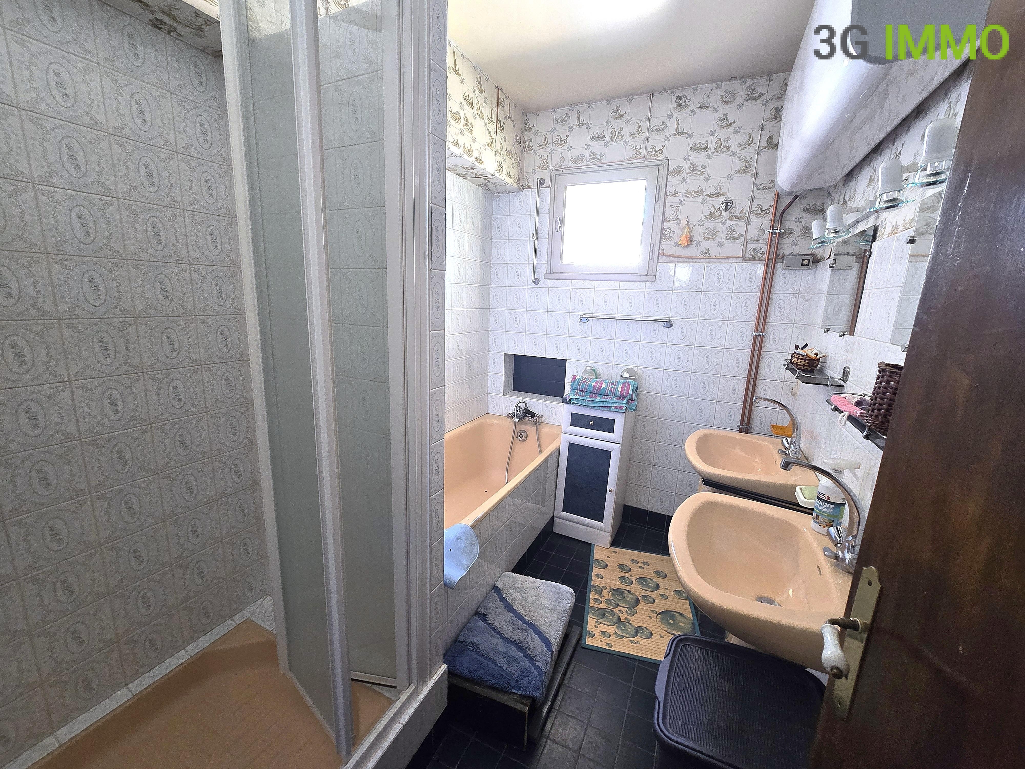 Appartement 8 pièces 198 m² · à Gaillac · 198 m² · 320 000 €