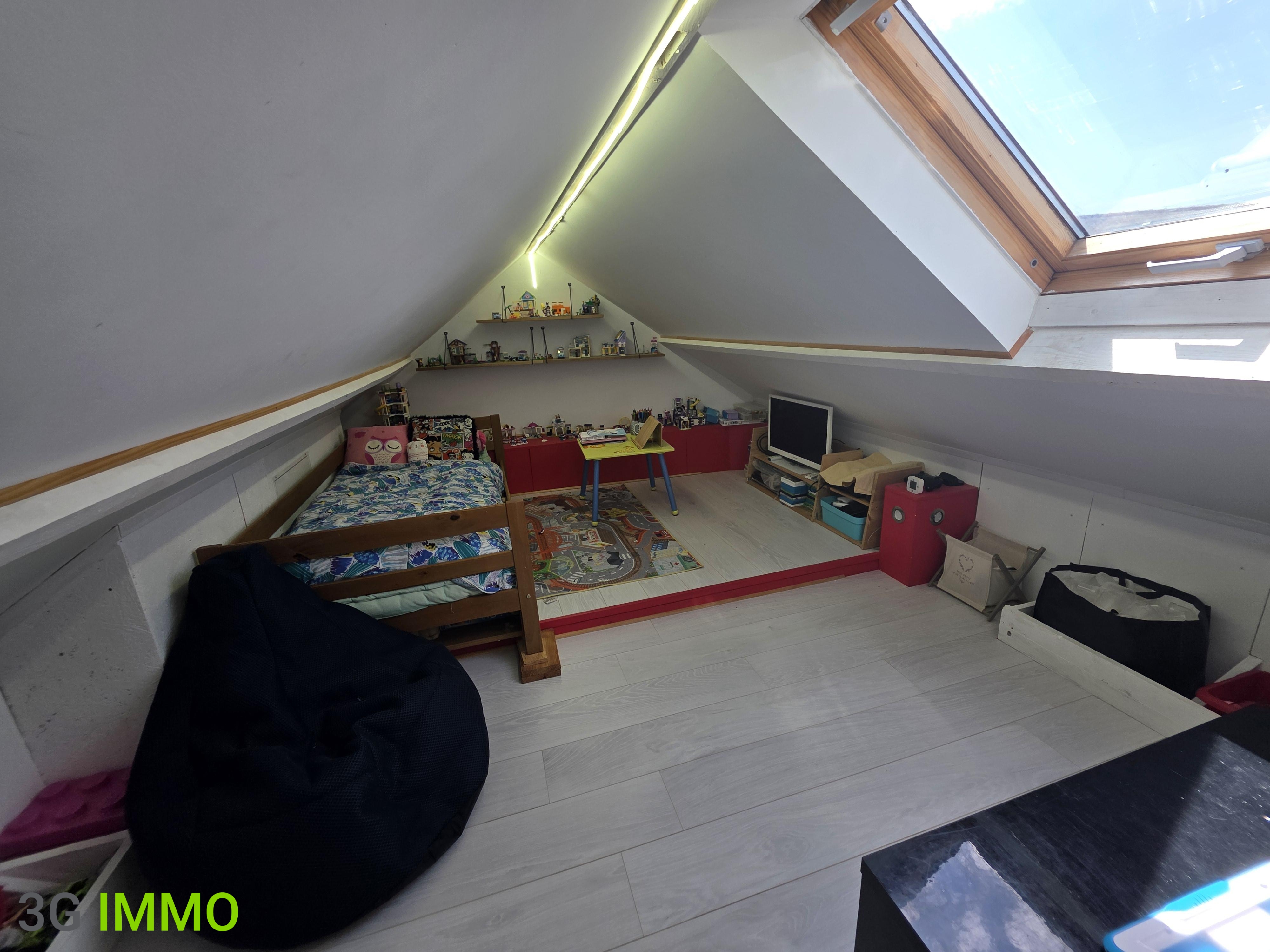 Maison 5 pièces 112 m² · à La Chapelle-des-Fougeretz · 111,7 m² · 207 800 €