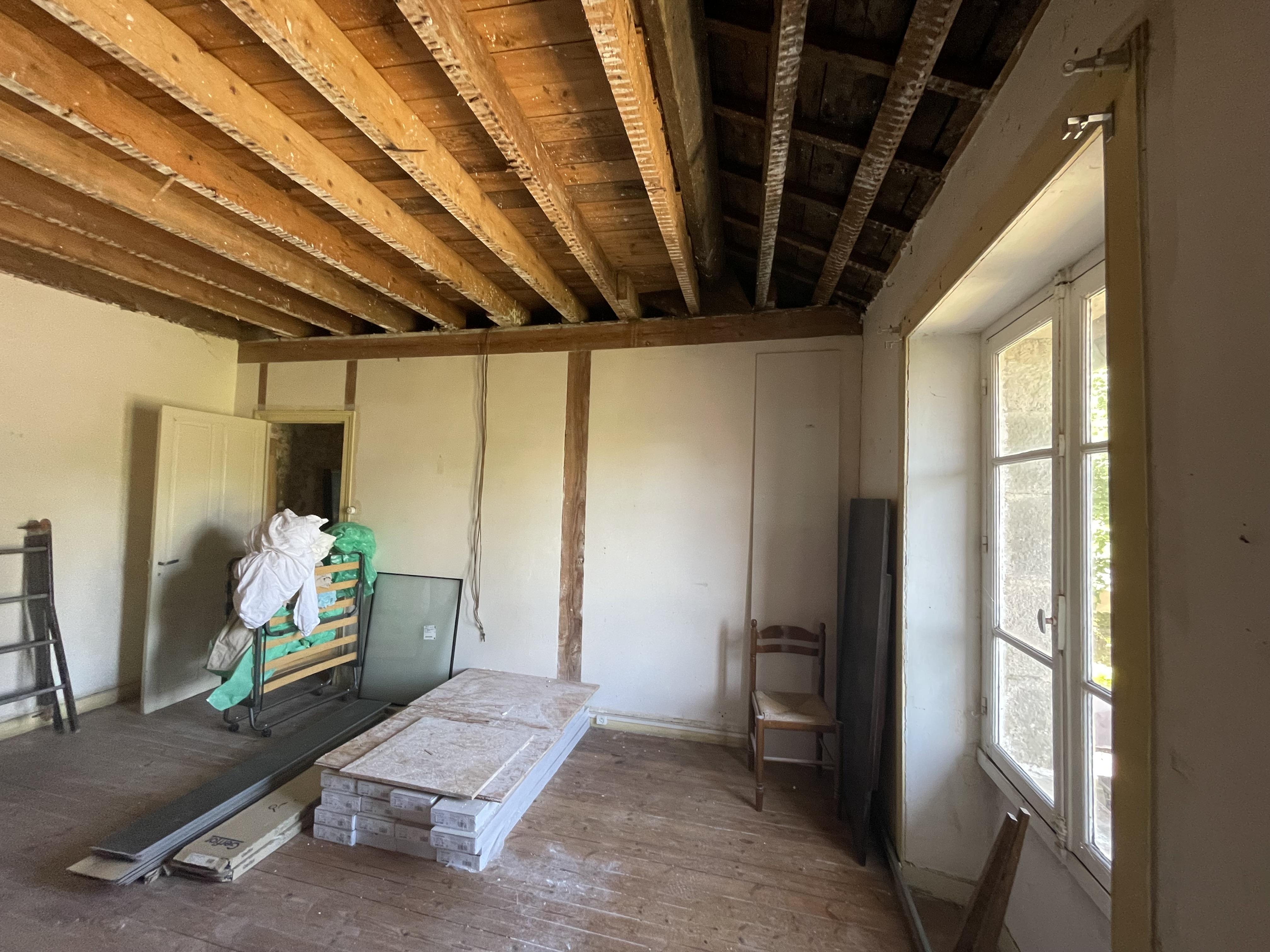 Maison 12 pièces 285 m² · à Callac · 285 m² · 113 000 €