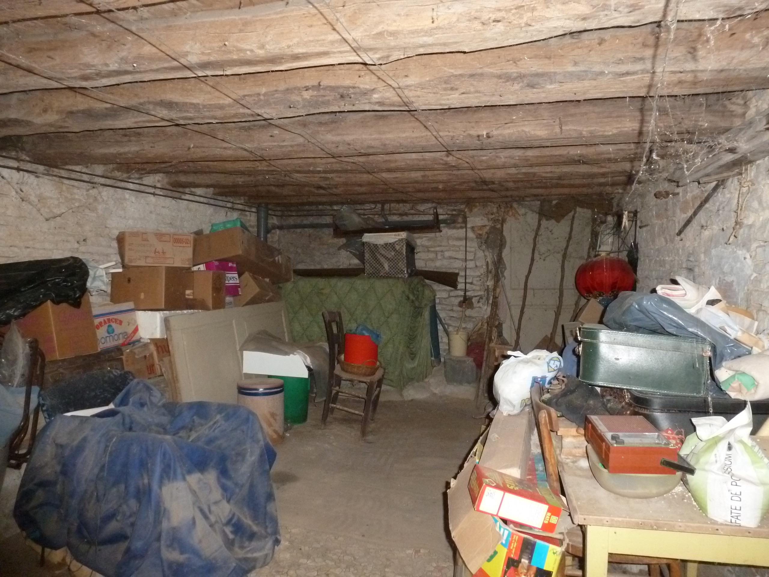 Maison 4 pièces 60 m² · à Annoux · 60 m² · 29 000 €