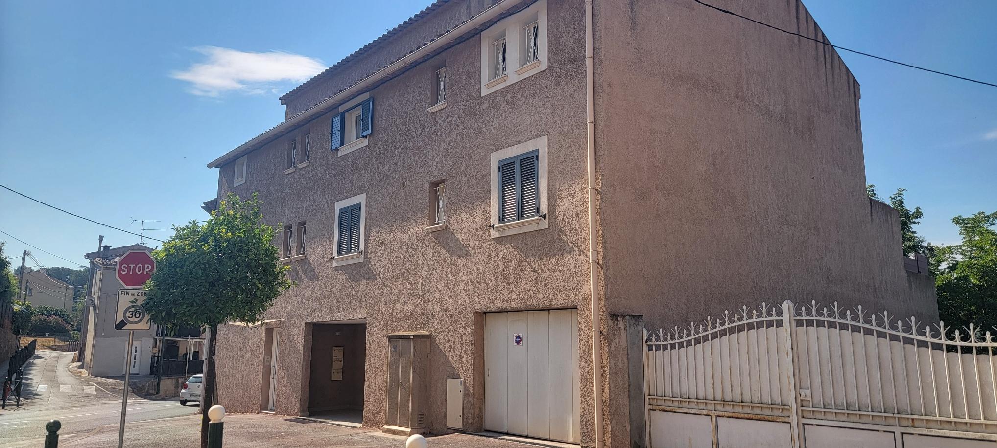Appartement 2 pièces 37 m² · à Pierrefeu-du-Var · 37 m² · 168 000 €