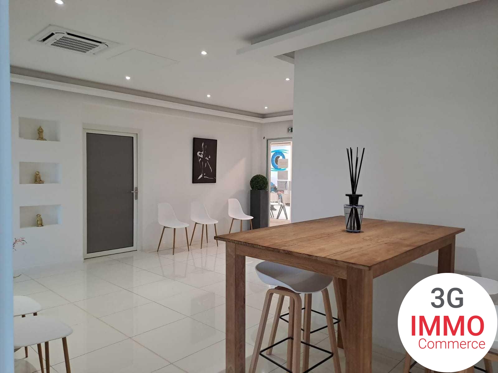 Local commercial 162 m² · à Les Abymes · 162 m² · 4 536 €/mois