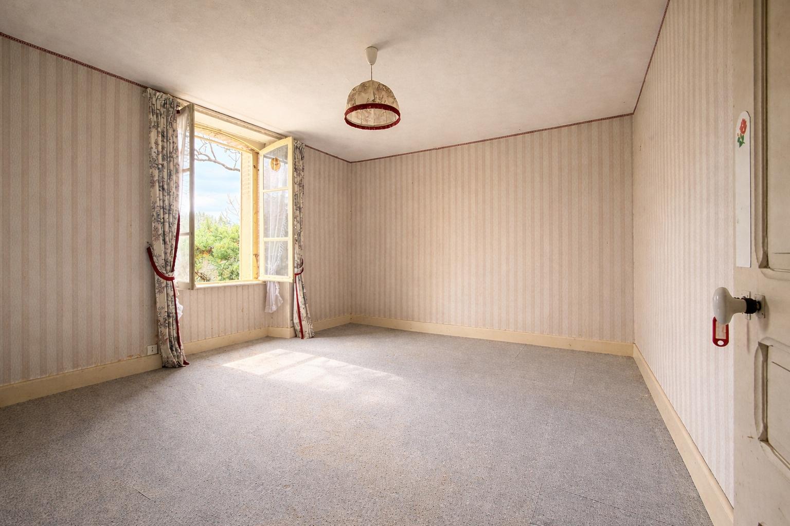 Maison 5 pièces 100 m² · à Peslières · 100 m² · 57 000 €