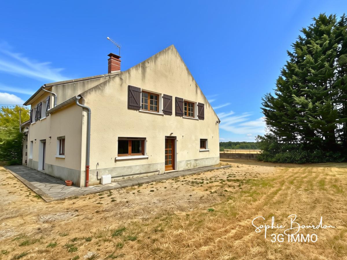 7 pièces 158 m² · à Auxerre · 158 m² · 160 000 €