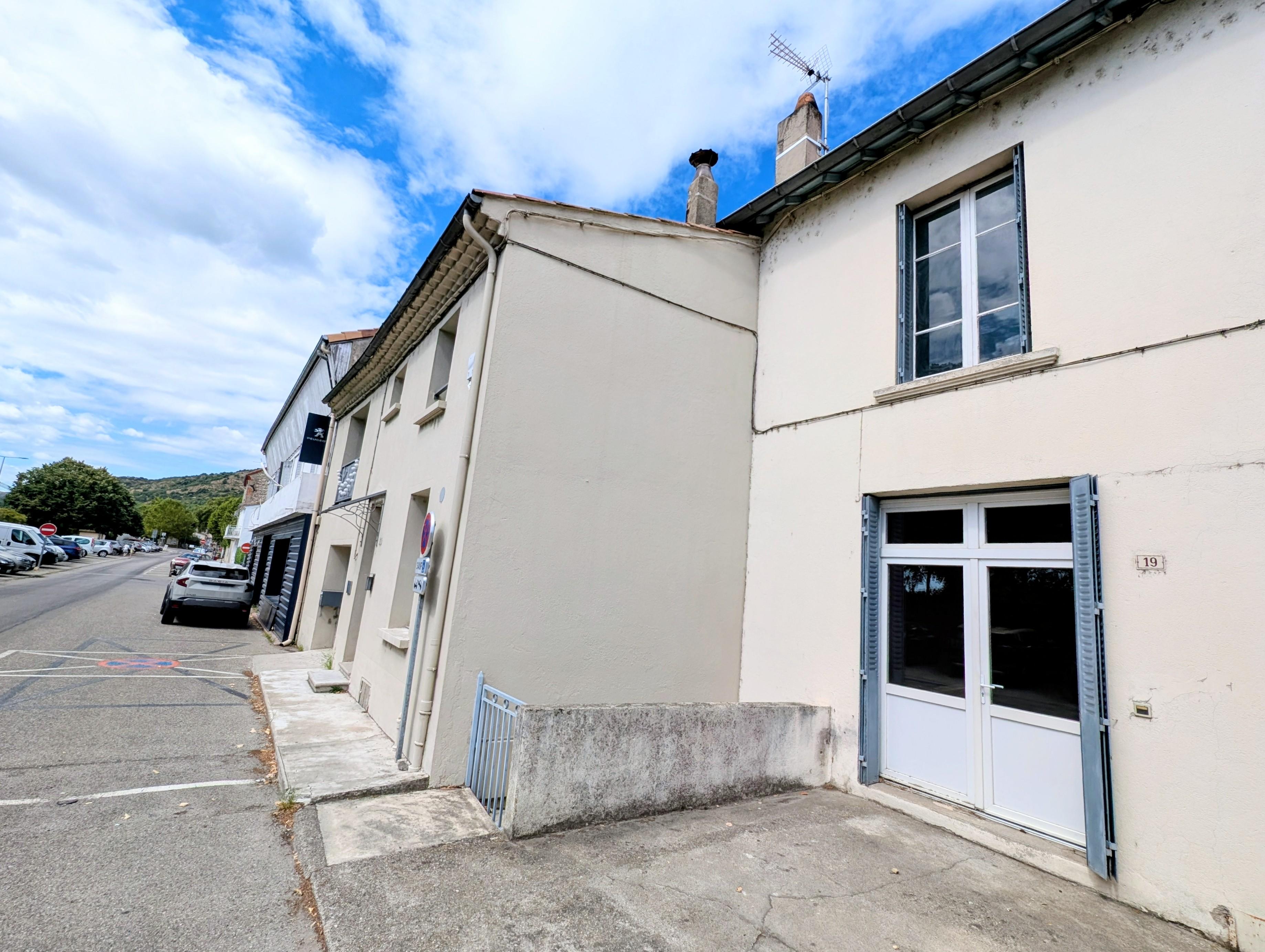 Maison 3 pièces 64 m² · à La Voulte-sur-Rhône · 64,2 m² · 82 000 €