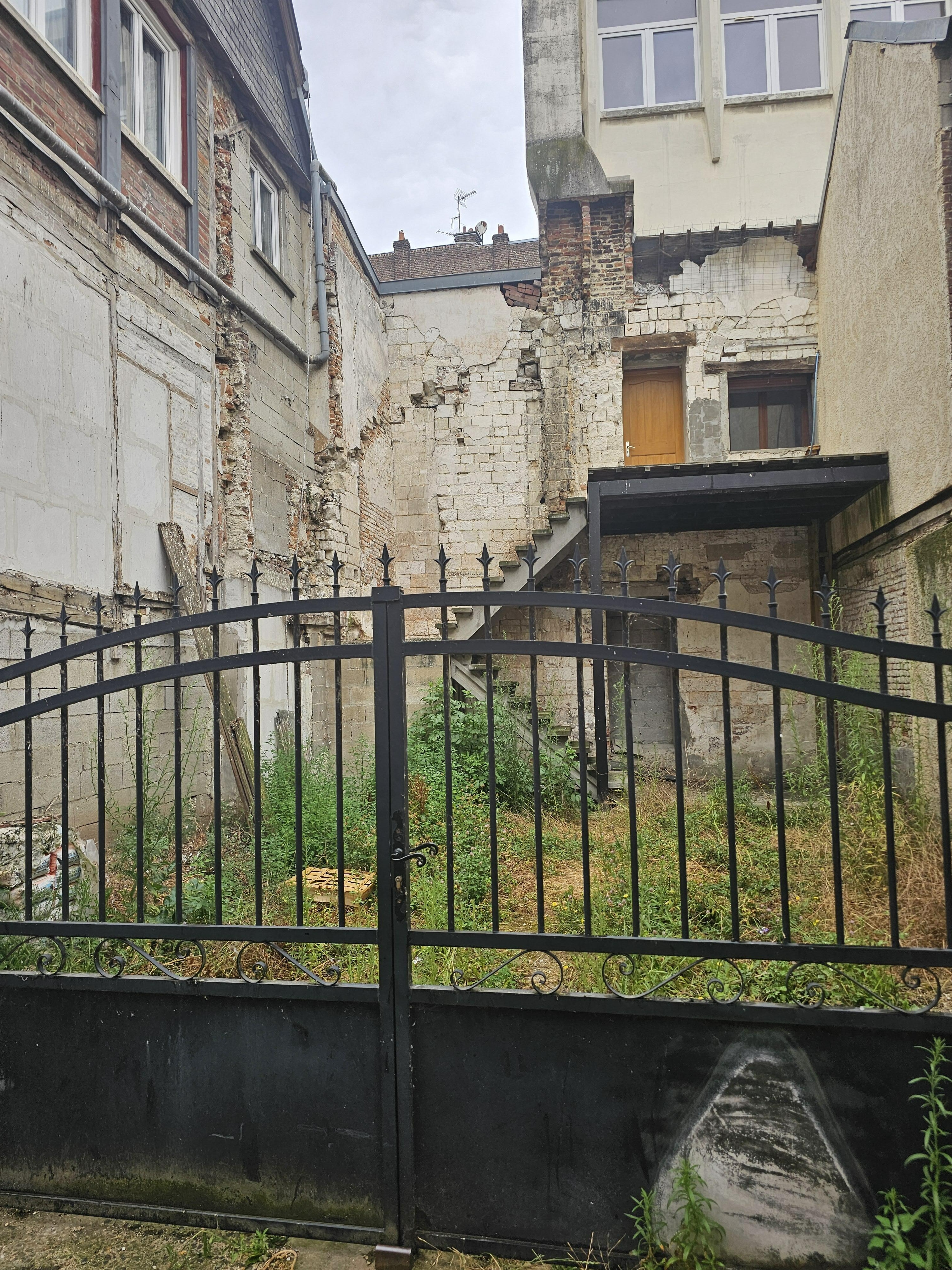 Appartement 3 pièces 81 m² · à Saint-Quentin · 81 m² · 102 000 €