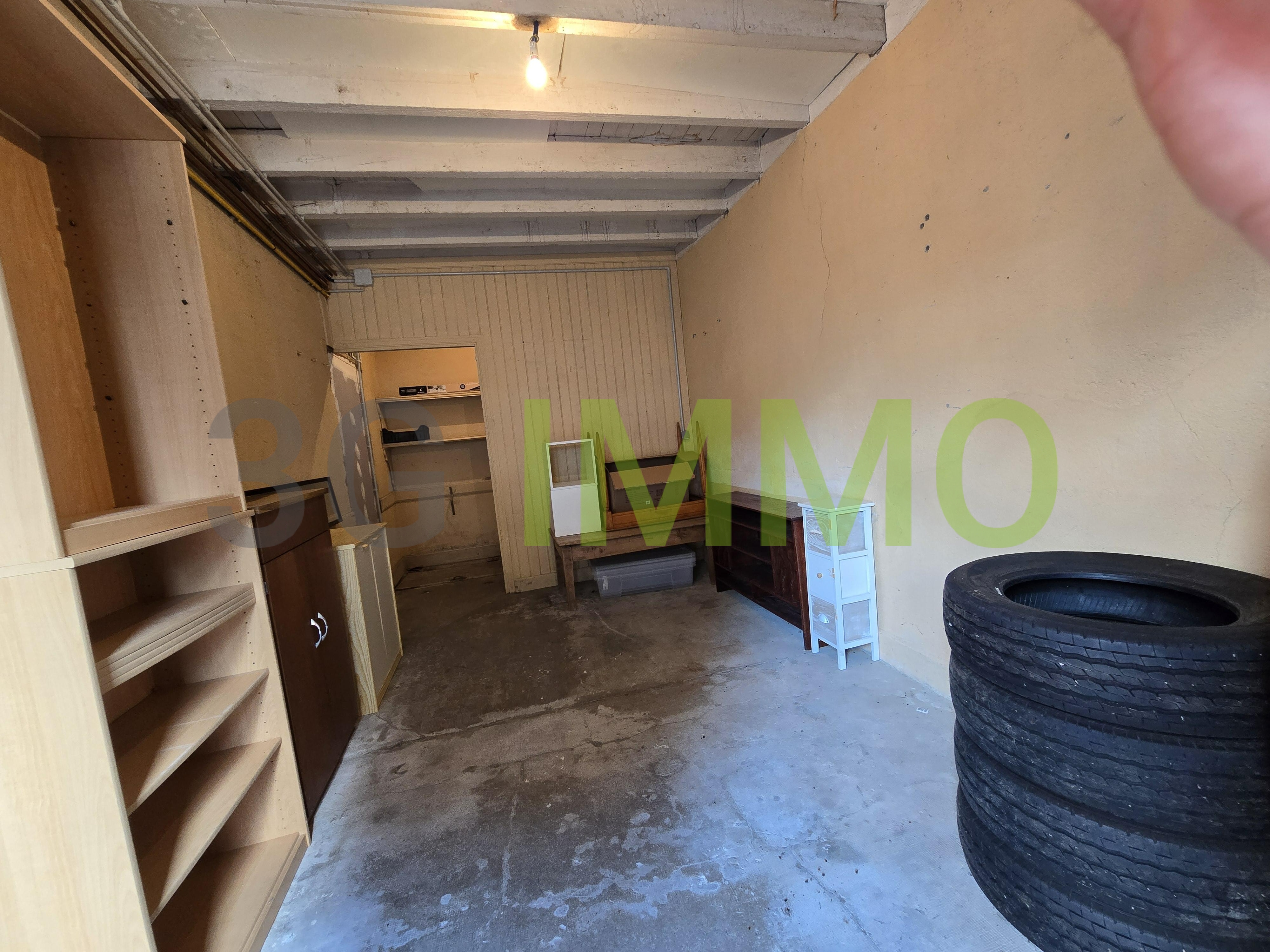 Immeuble 2 pièces 111 m² · à Saint-Rémy-sur-Durolle · 111 m² · 138 000 €