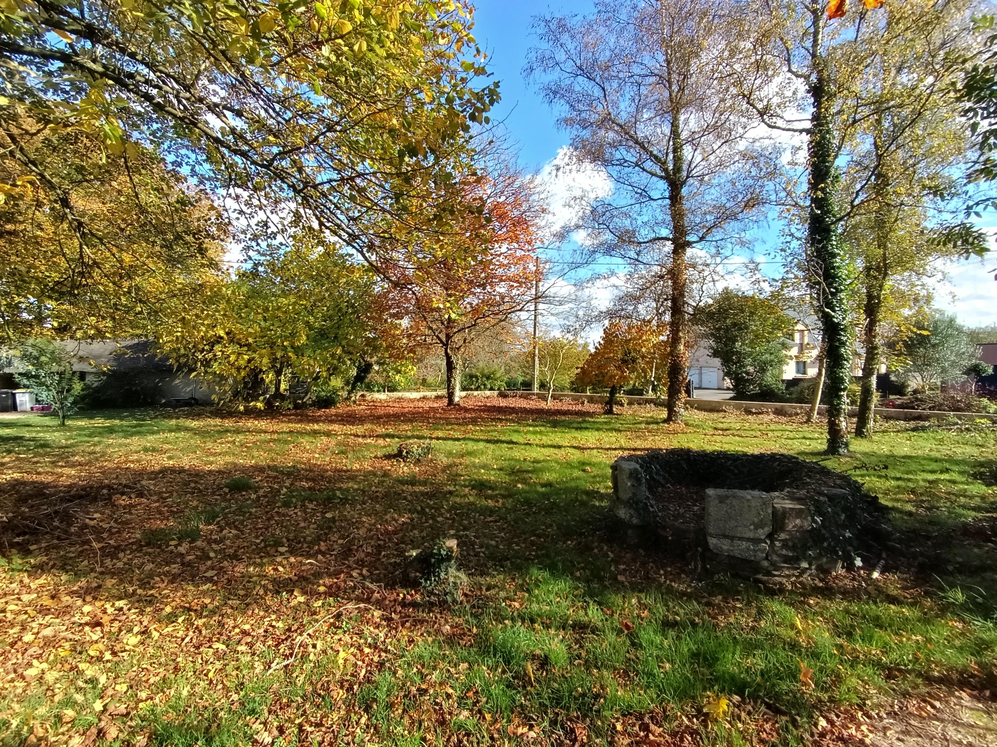 Terrain 918 m² · à Thorigné-Fouillard · 918 m² · 296 400 €