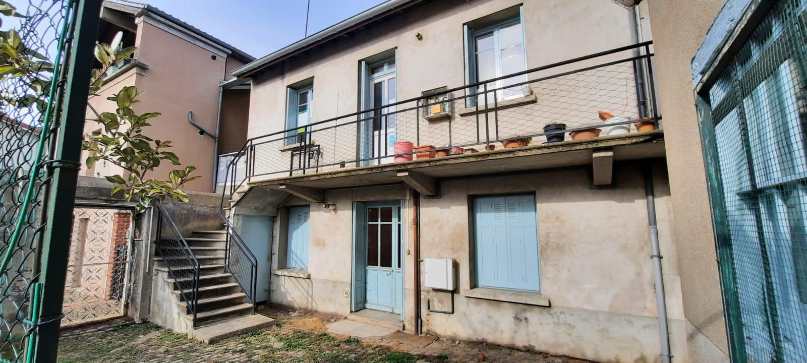 Maison 2 pièces 77 m² · à Saint-Just-Saint-Rambert · 77 m² · 138 000 €