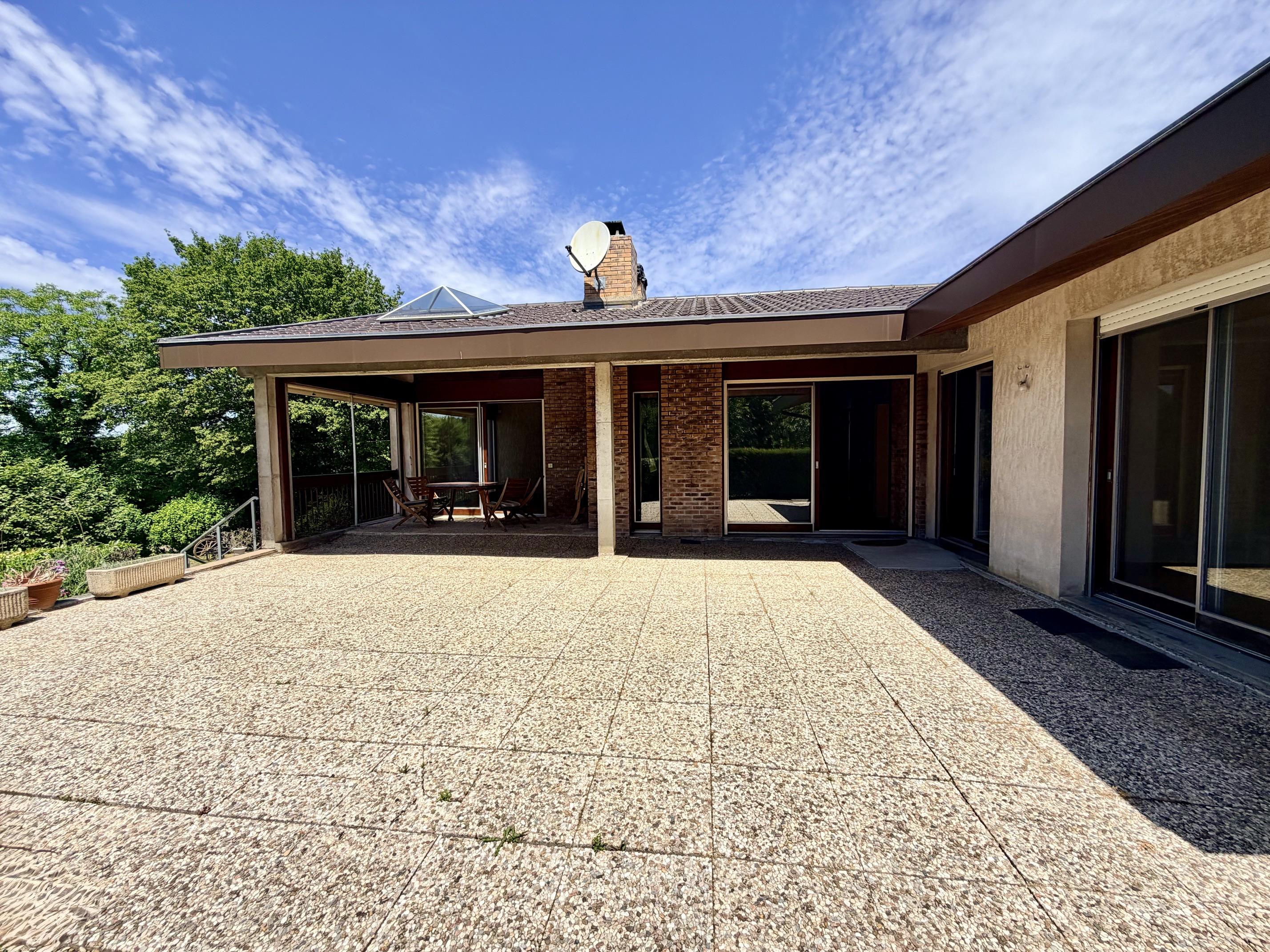 Maison 7 pièces 14536 m² · à Our · 14 536 m² · 260 000 €