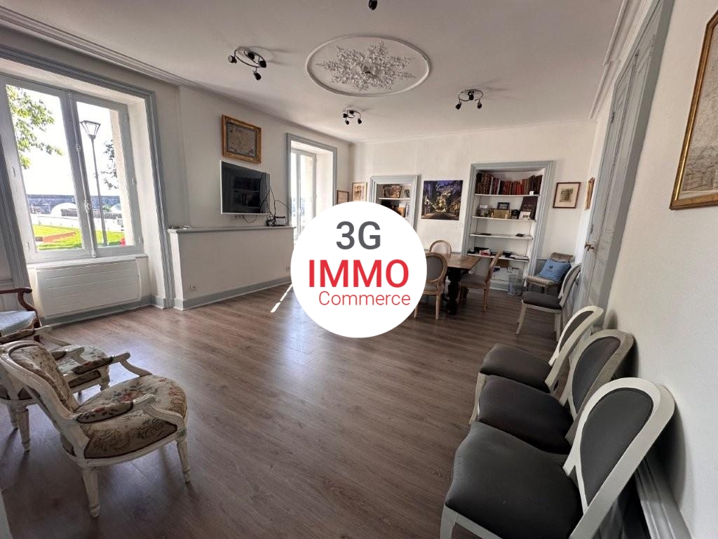 Local commercial 141 m² · à Blois · 141 m² · 234 000 €