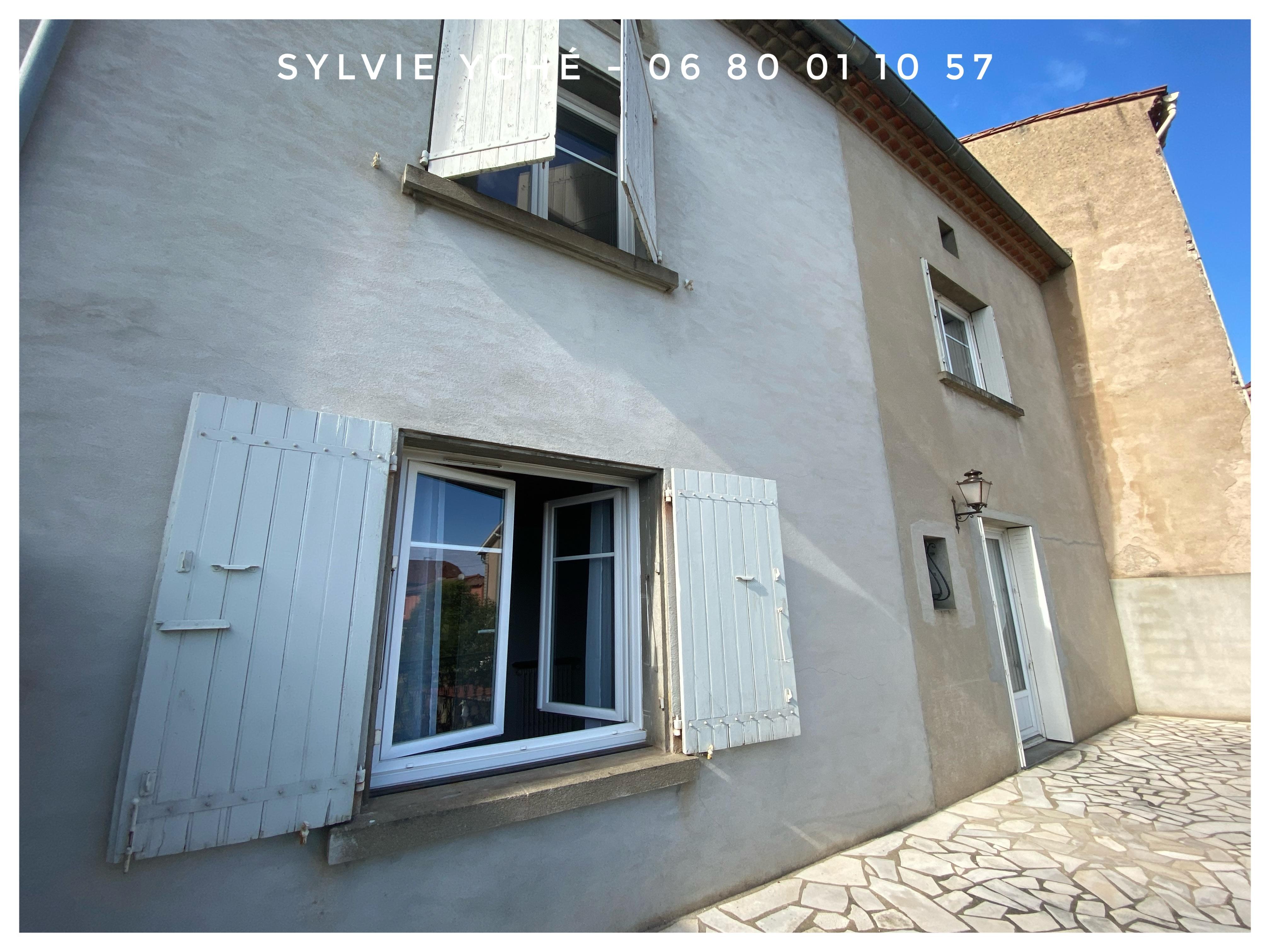 Maison 6 pièces 114 m² · à Mazamet · 114 m² · 800 €/mois