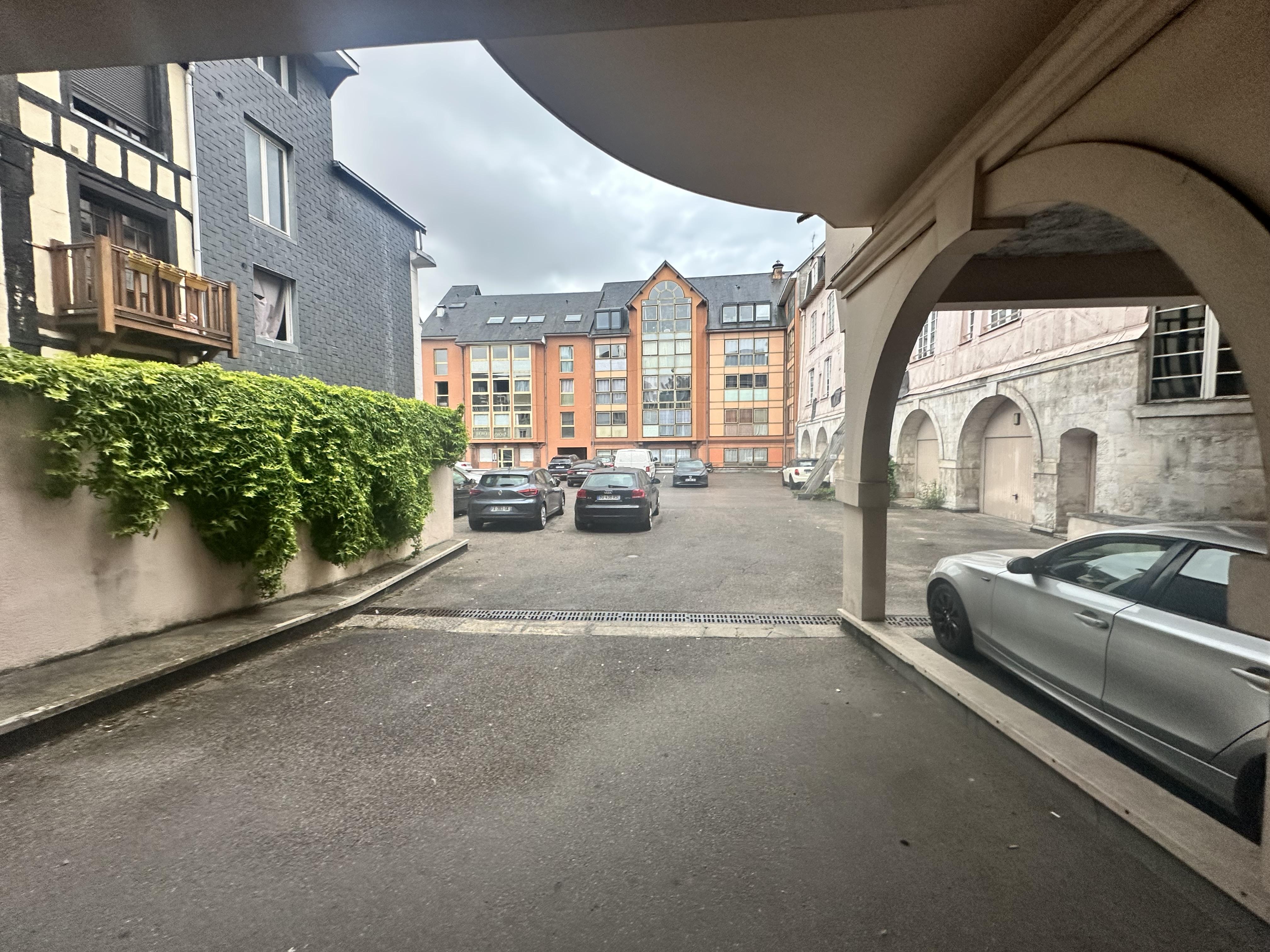Parking 40 m² · à Rouen · 40 m² · 50 000 €