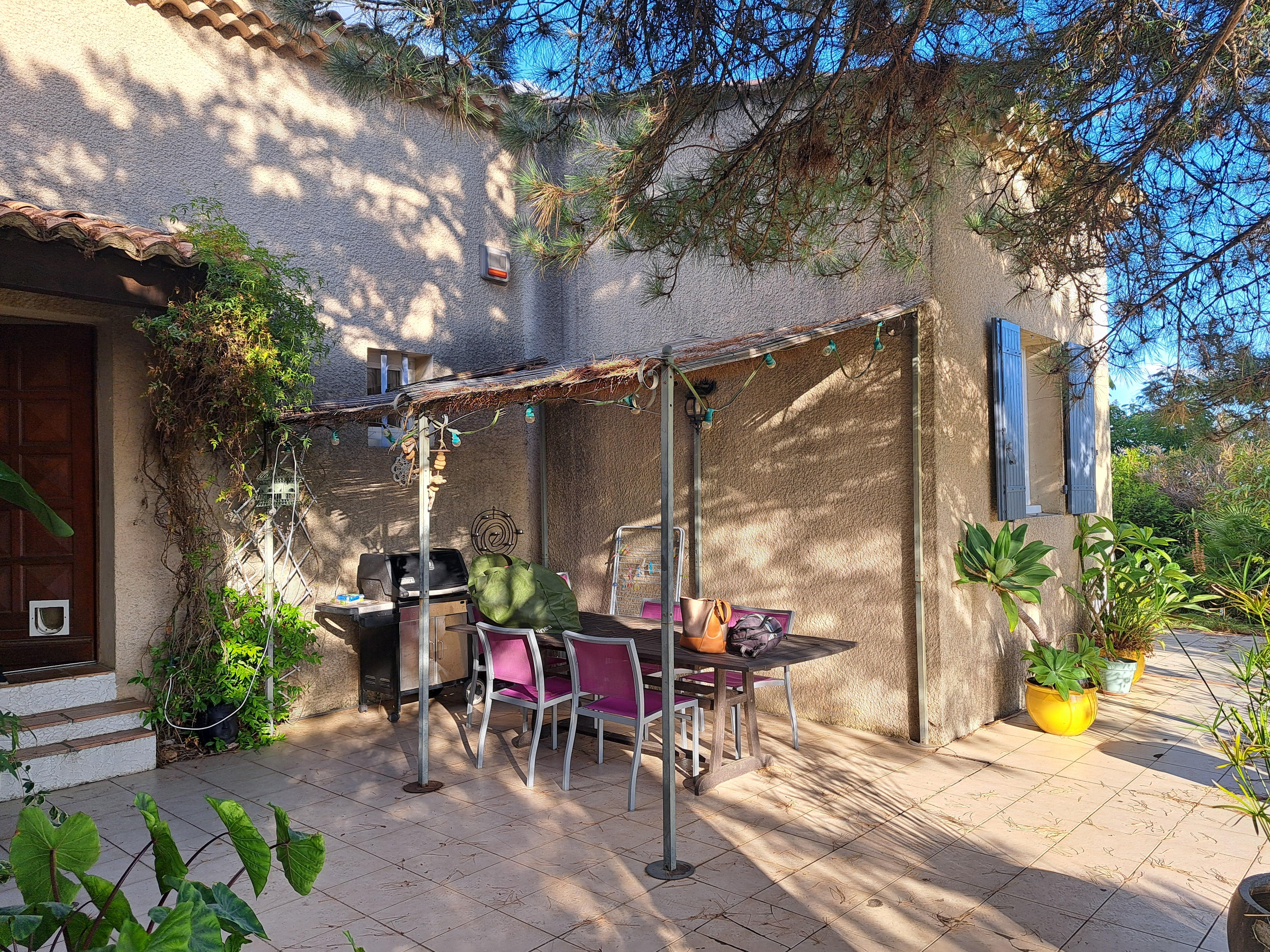 Maison 5 pièces 114 m² · à Tavel · 114 m² · 299 000 €