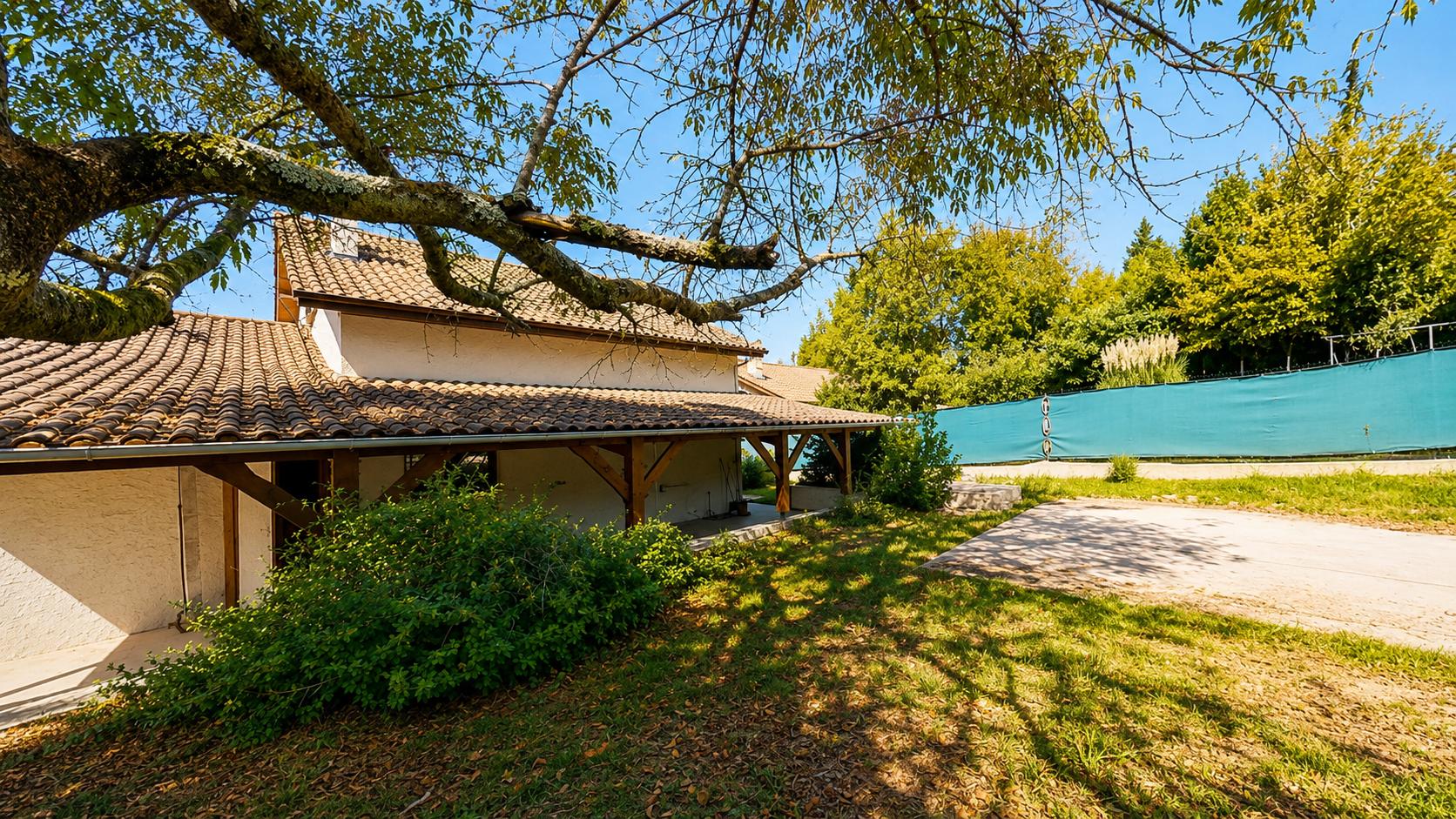 Maison 5 pièces 118 m² · à Mourenx · 118 m² · 200 000 €