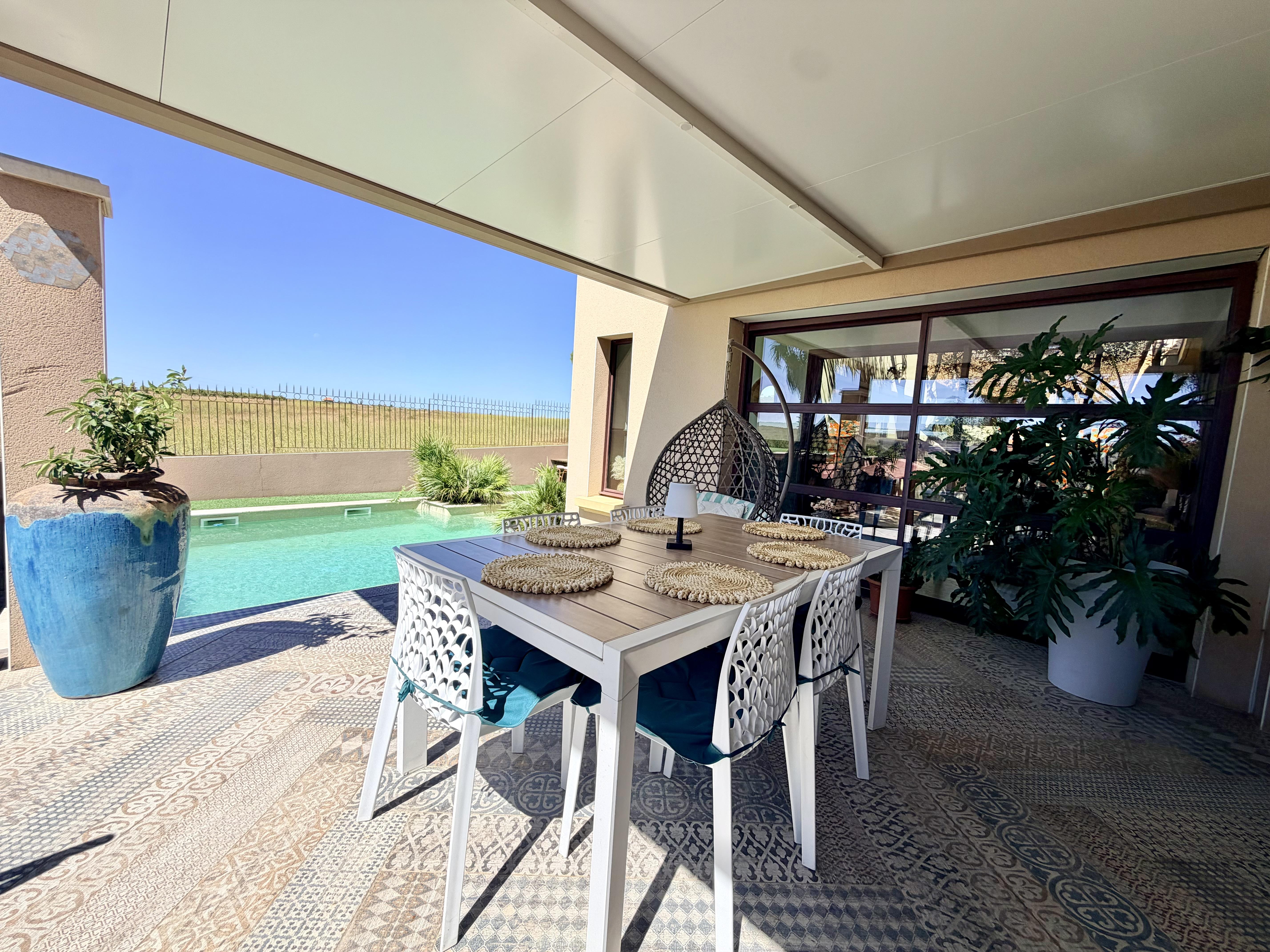 Maison 6 pièces 215 m² · à Sauvian · 215 m² · 832 000 €