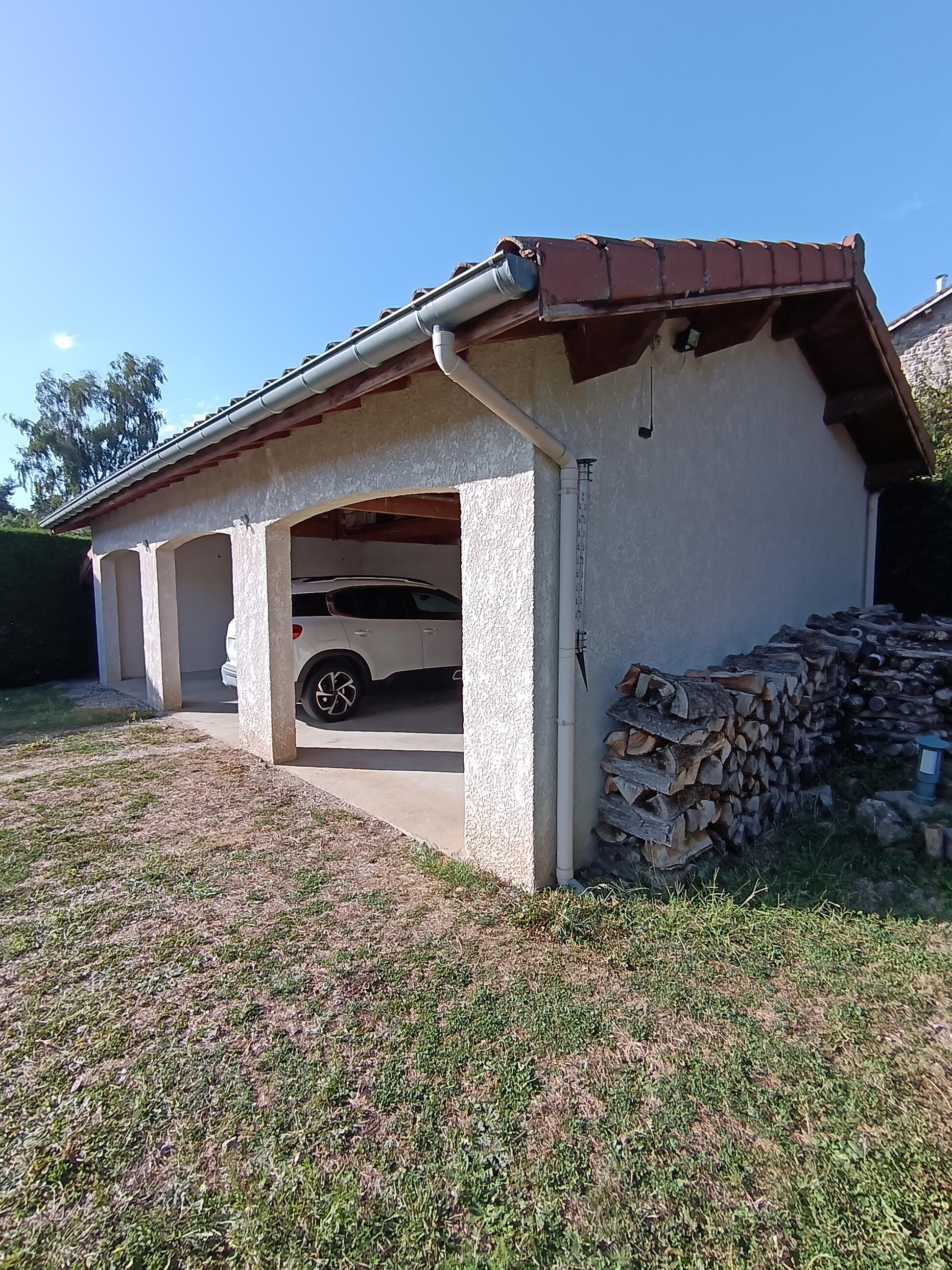 Maison 6 pièces 151 m² · à Saint-Maurice-en-Gourgois · 151 m² · 399 000 €