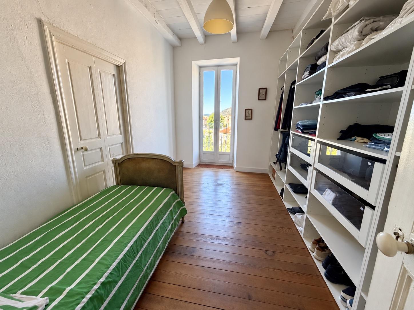 Appartement 5 pièces 161 m² · à Olivese · 161,4 m² · 275 000 €
