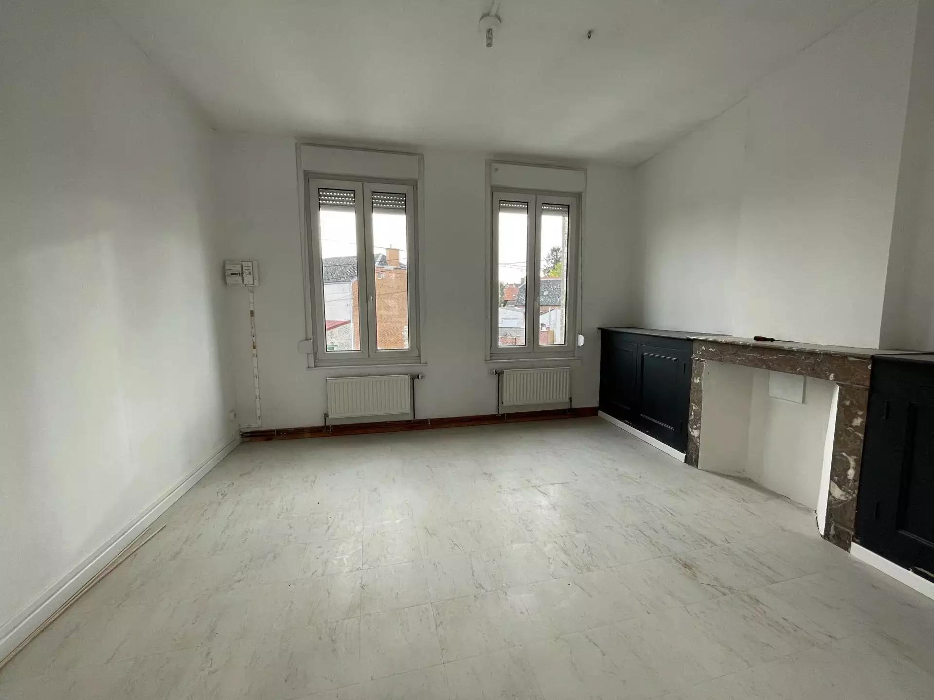 Immeuble 8 pièces 190 m² · à Beauvois-en-Cambrésis · 190 m² · 196 900 €