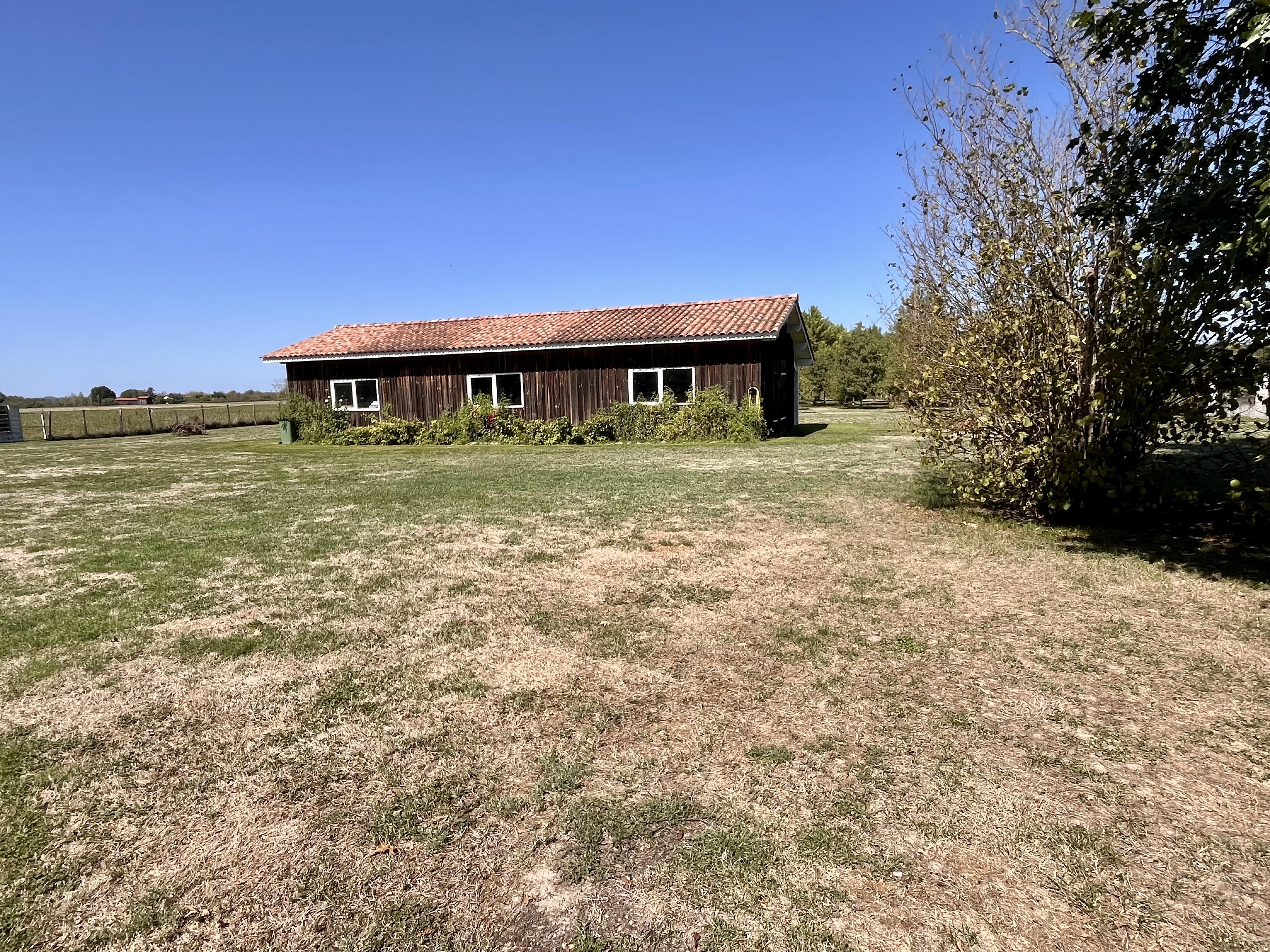 Maison 9 pièces 411 m² · à Langon · 411 m² · 649 000 €