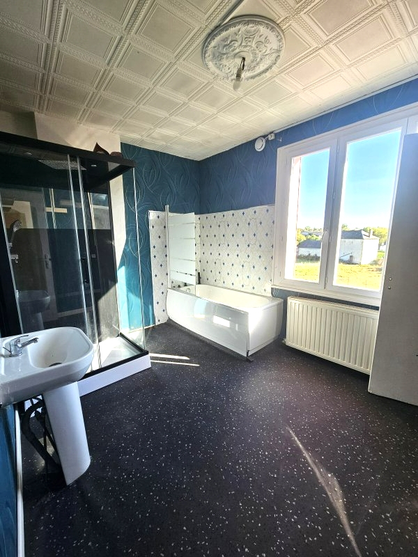 Maison 5 pièces 142 m² · à Macquigny · 142 m² · 96 000 €