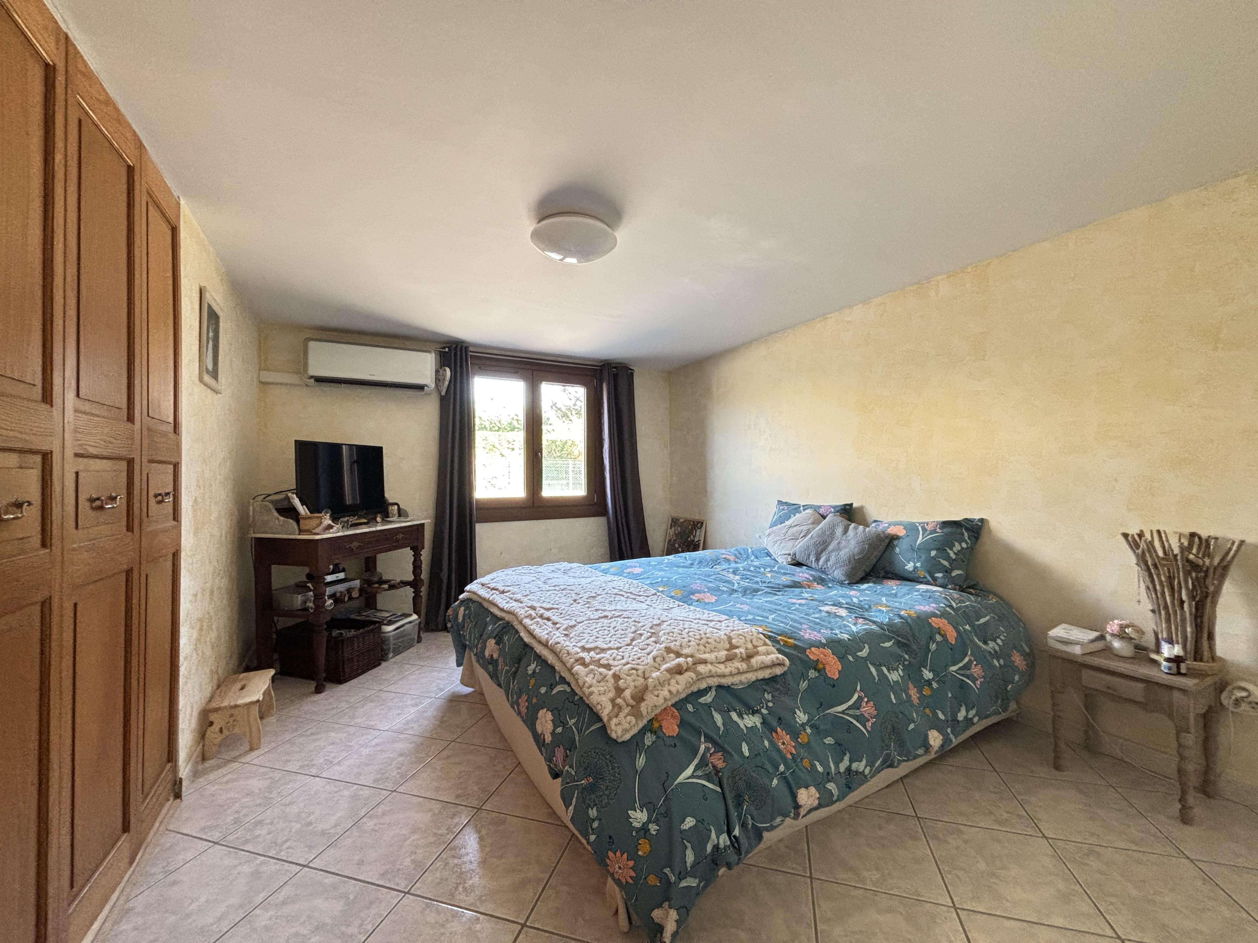 Maison 7 pièces 143 m² · à Charentay · 142,5 m² · 400 000 €
