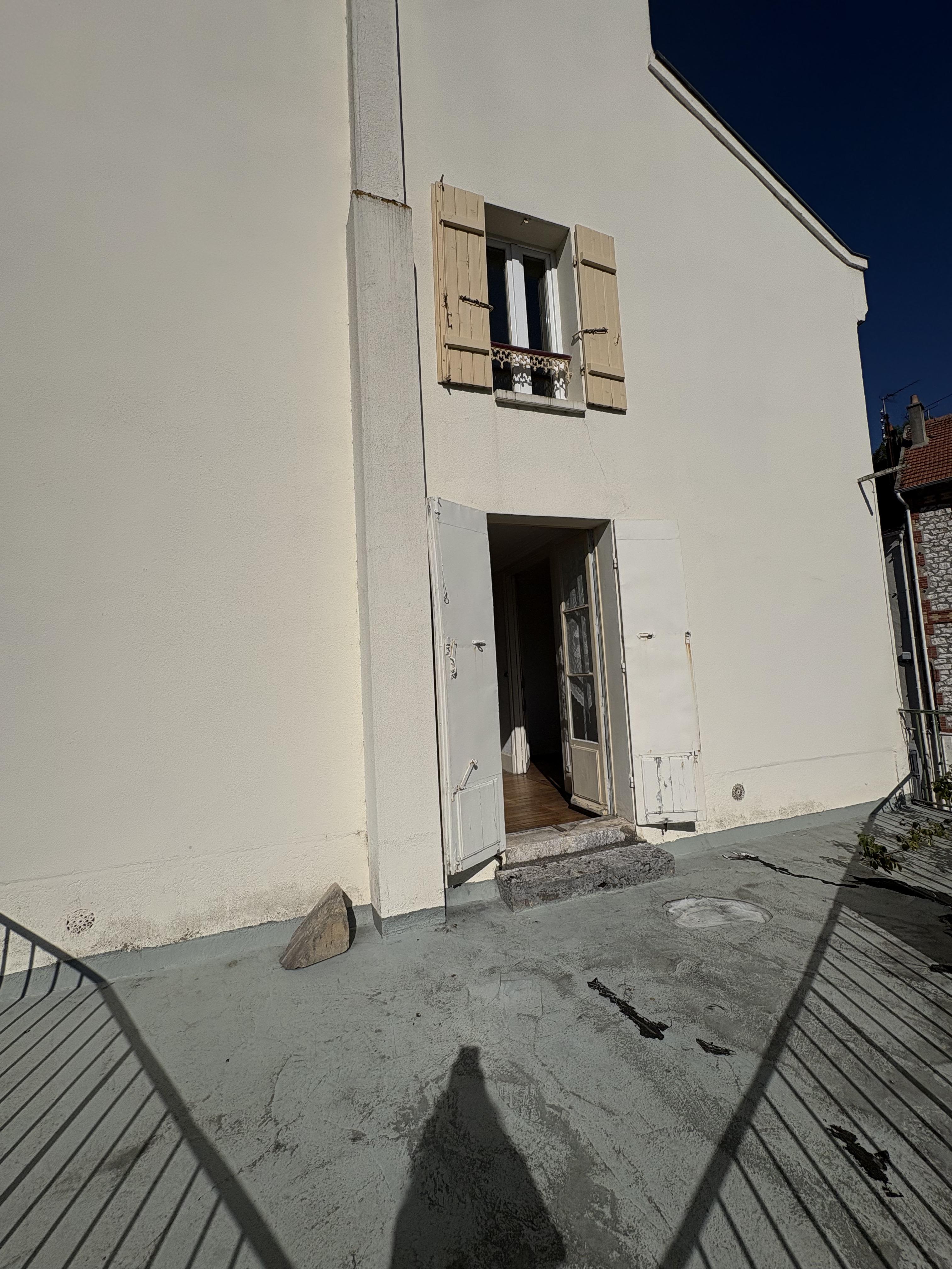 Maison 7 pièces 213 m² · à Provins · 213 m² · 255 000 €