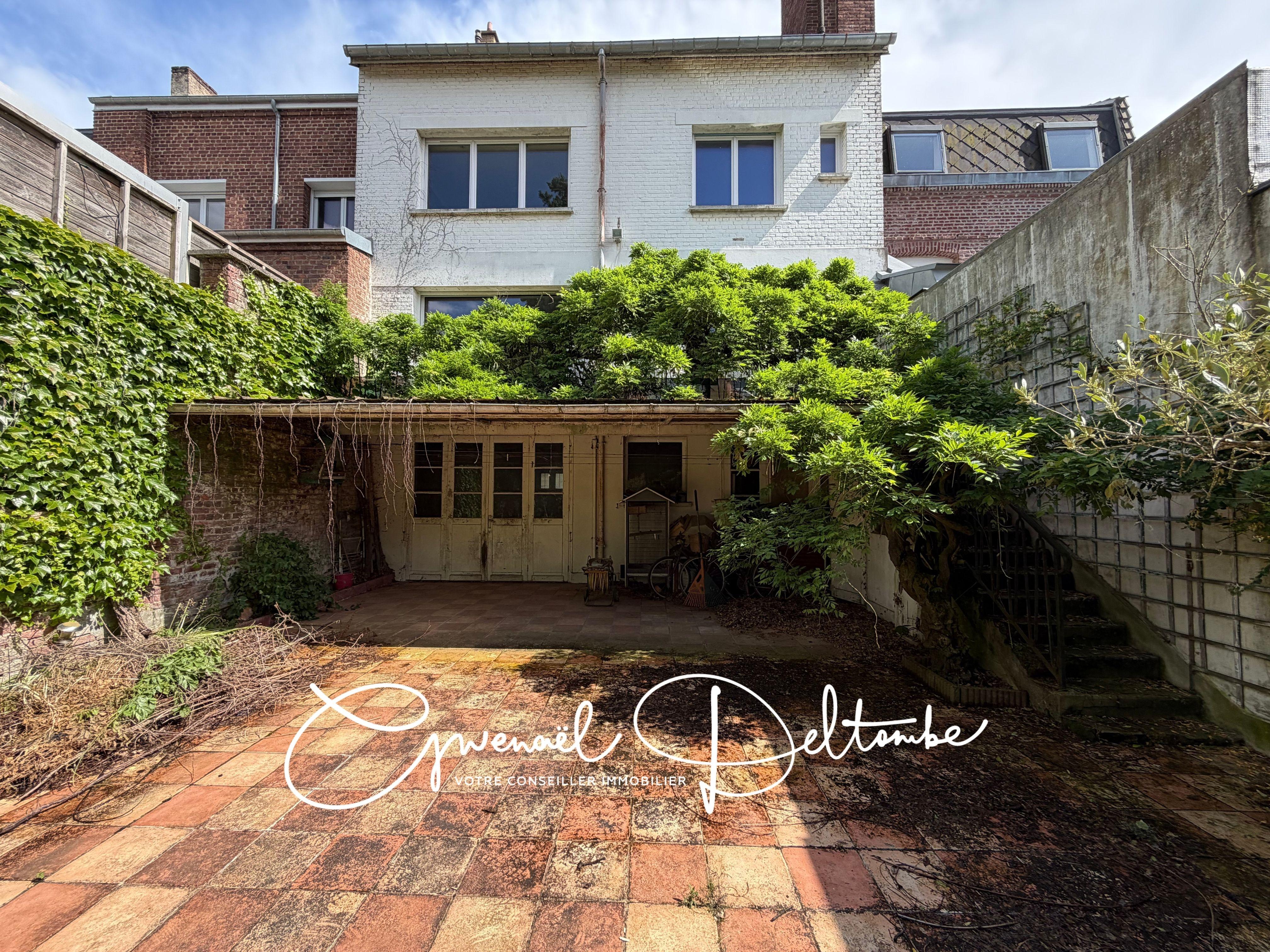 Maison 8 pièces 187 m² · à Arras · 187 m² · 375 000 €