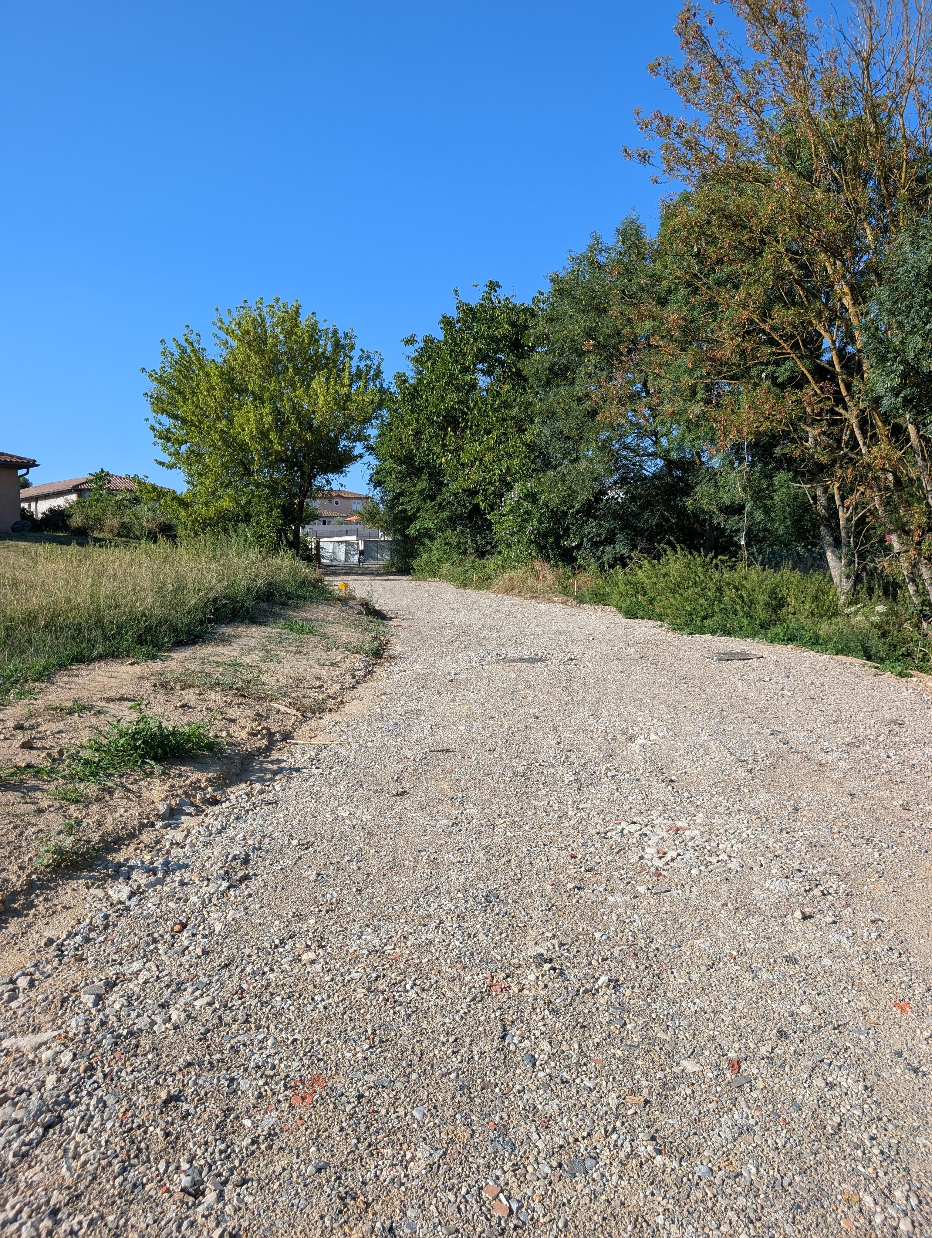Terrain 100 m² · à Savigneux · 100 m² · 109 000 €