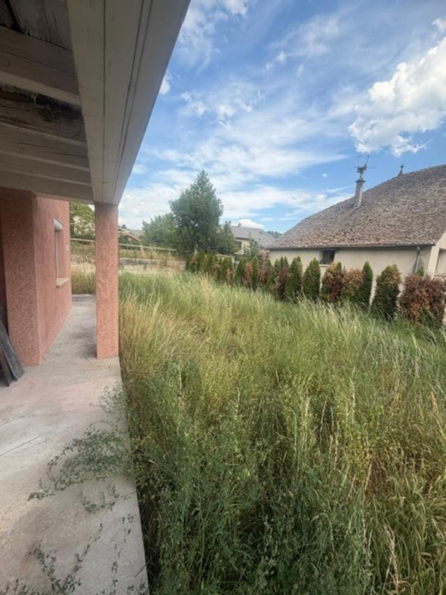 Maison 9 pièces 200 m² · à La Roche-des-Arnauds · 200 m² · 335 000 €
