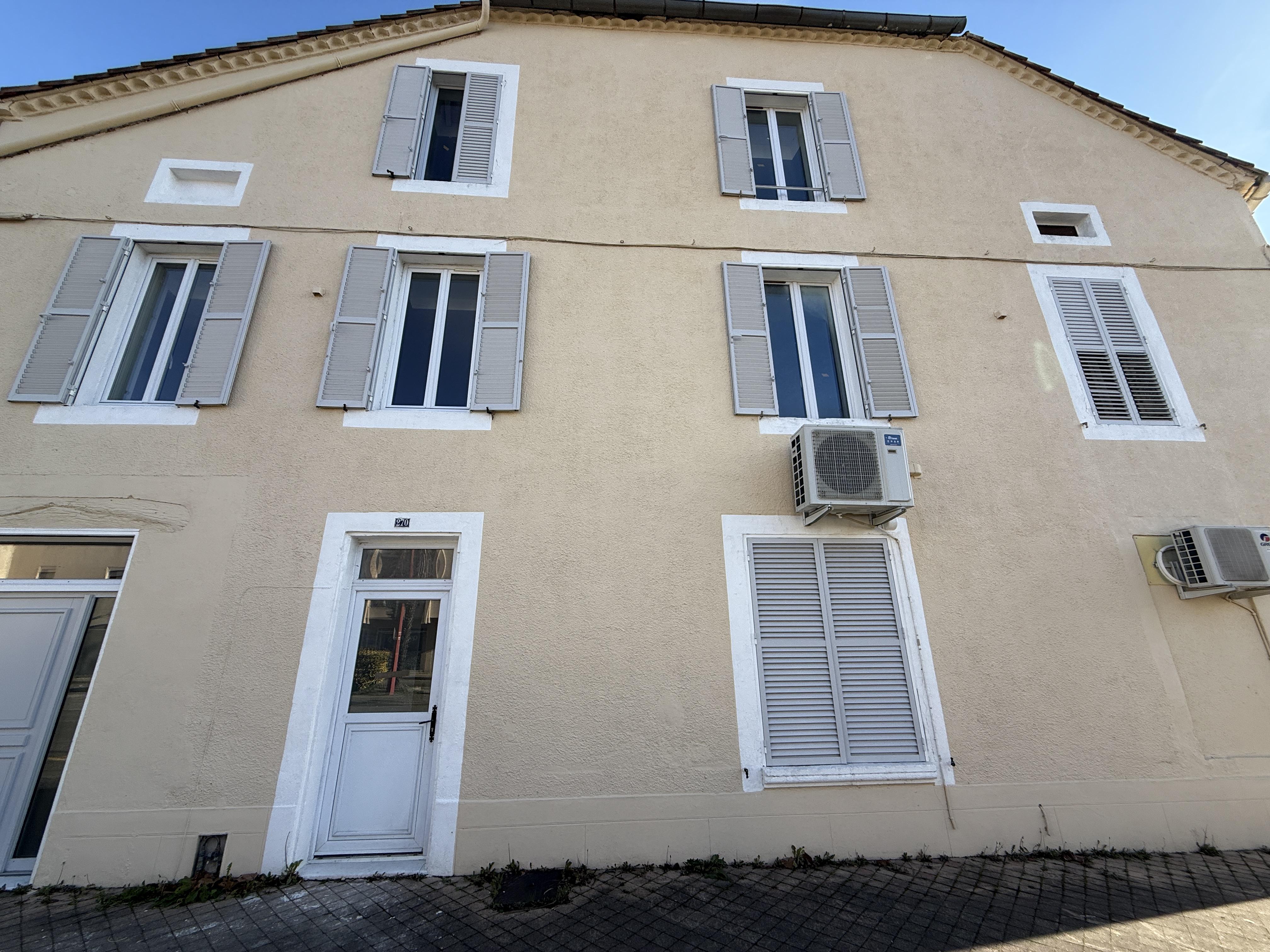 Appartement 4 pièces 124 m² · à Villeneuve-sur-Lot · 124 m² · 109 900 €