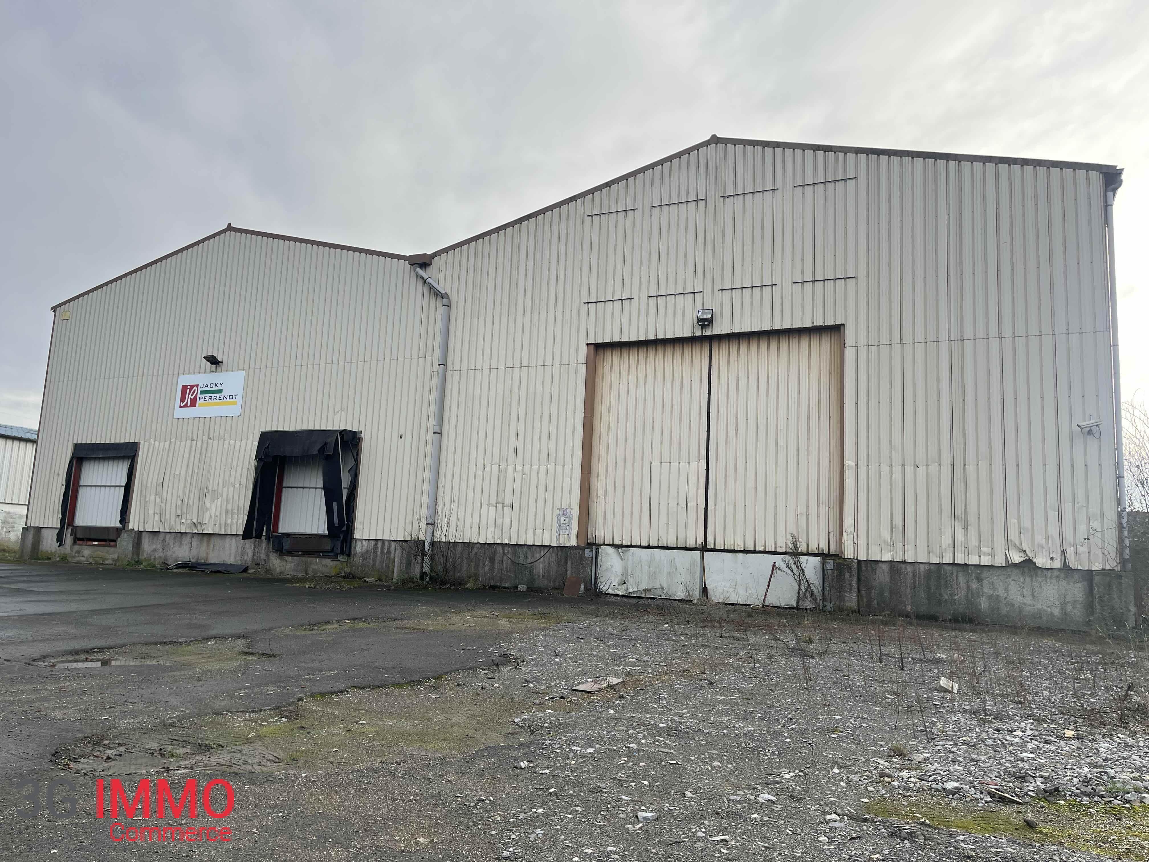 Local commercial 1750 m² · à Gauchy · 1 750 m² · 8 980 €/mois
