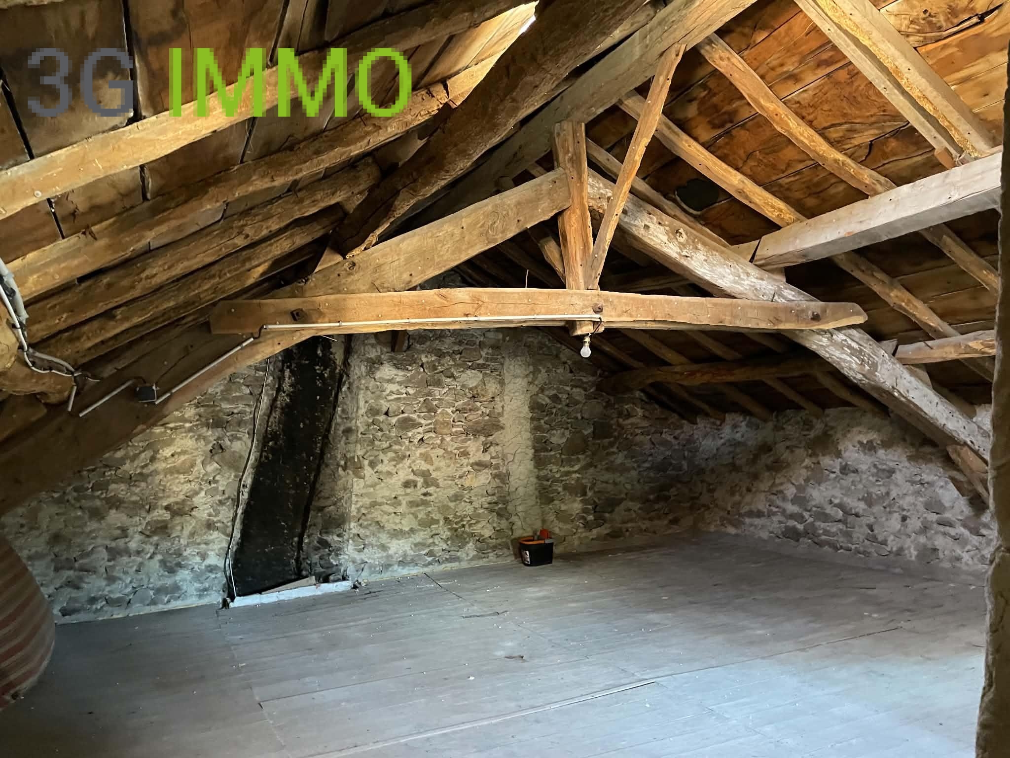 Maison 8 pièces 140 m² · à Lacaune · 140 m² · 85 000 €