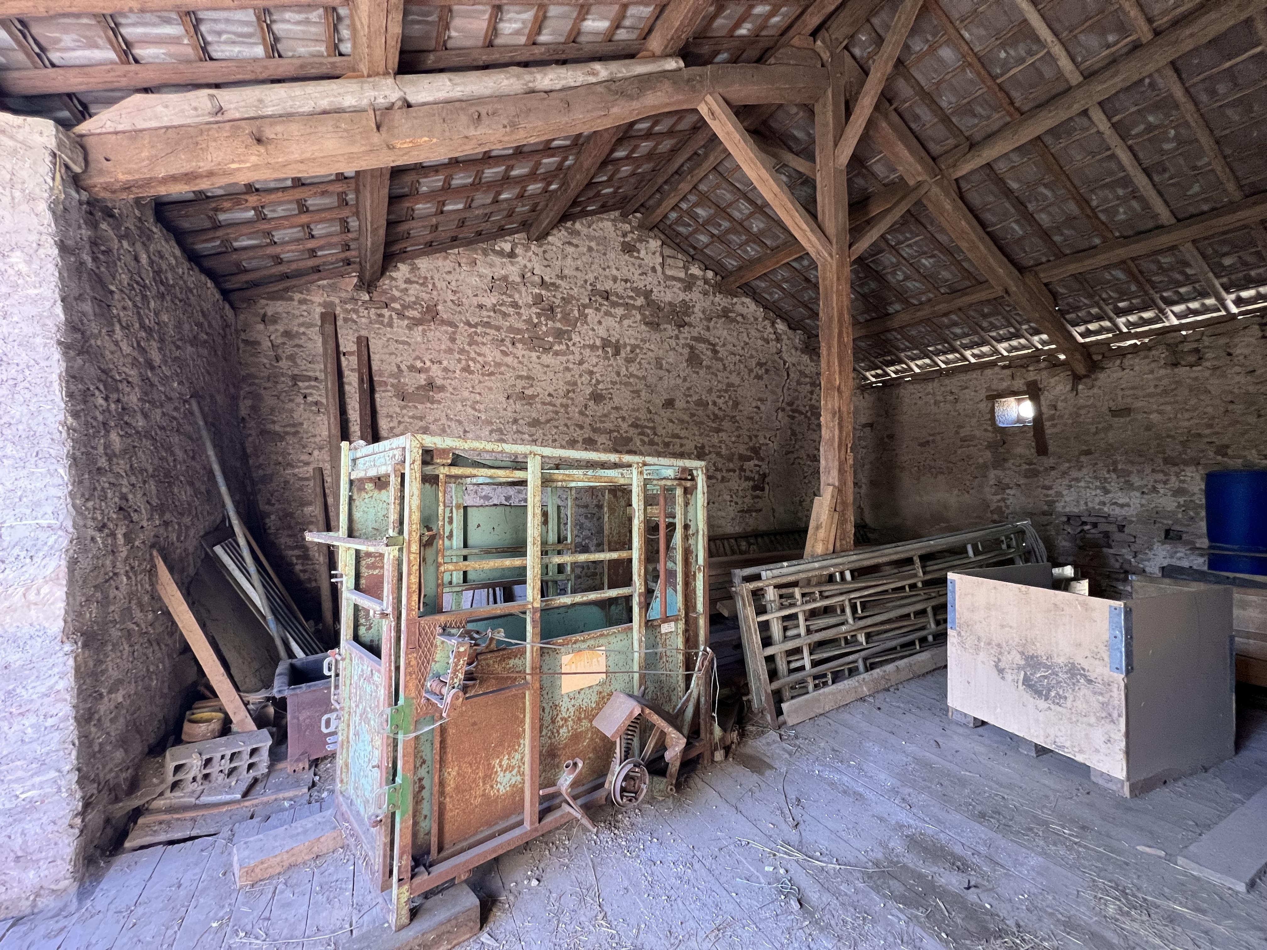 Maison 5 pièces 136 m² · à Darney · 136 m² · 55 000 €