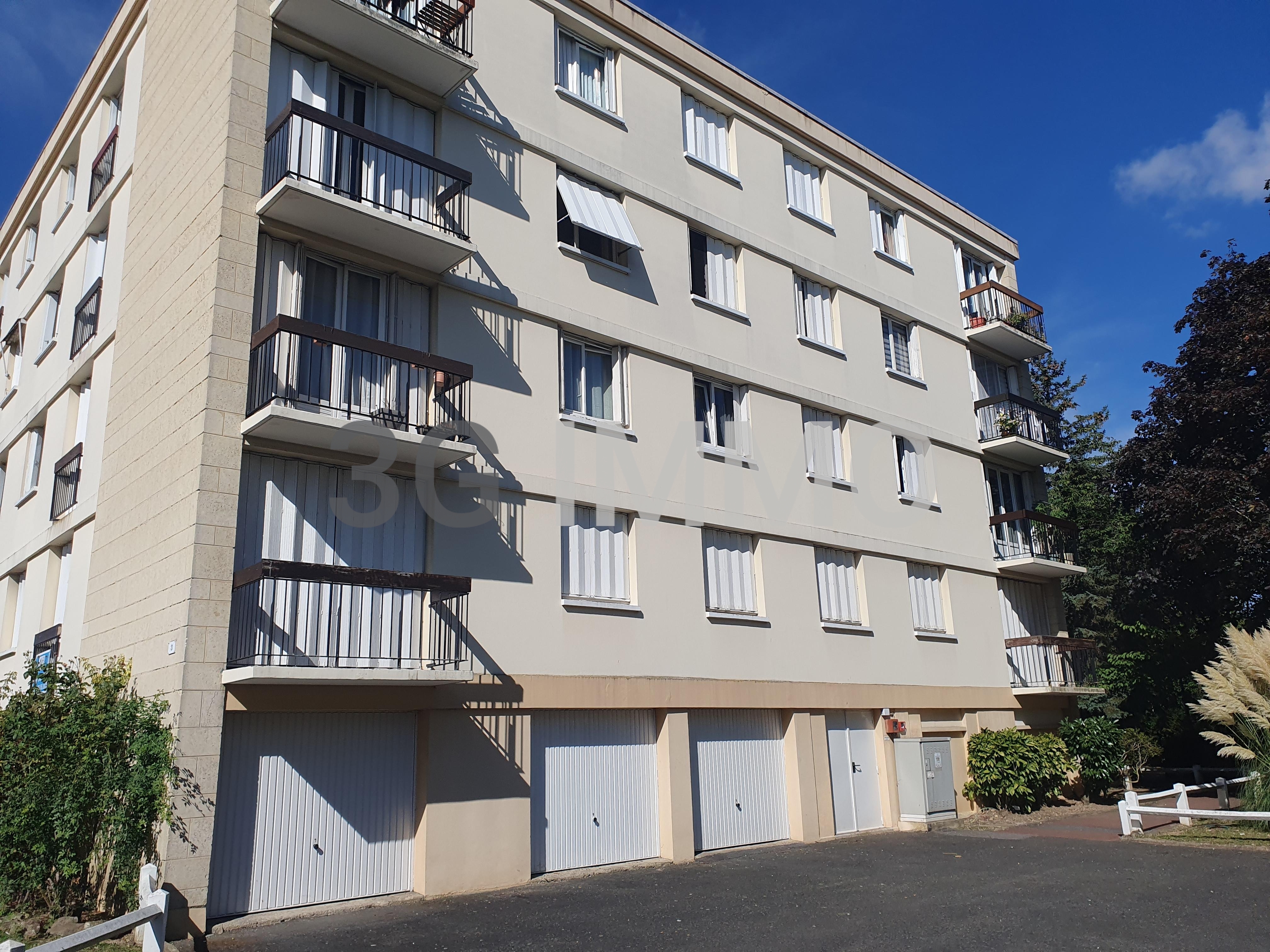 Appartement 5 pièces 90 m² · à Creil · 89,7 m² · 148 000 €