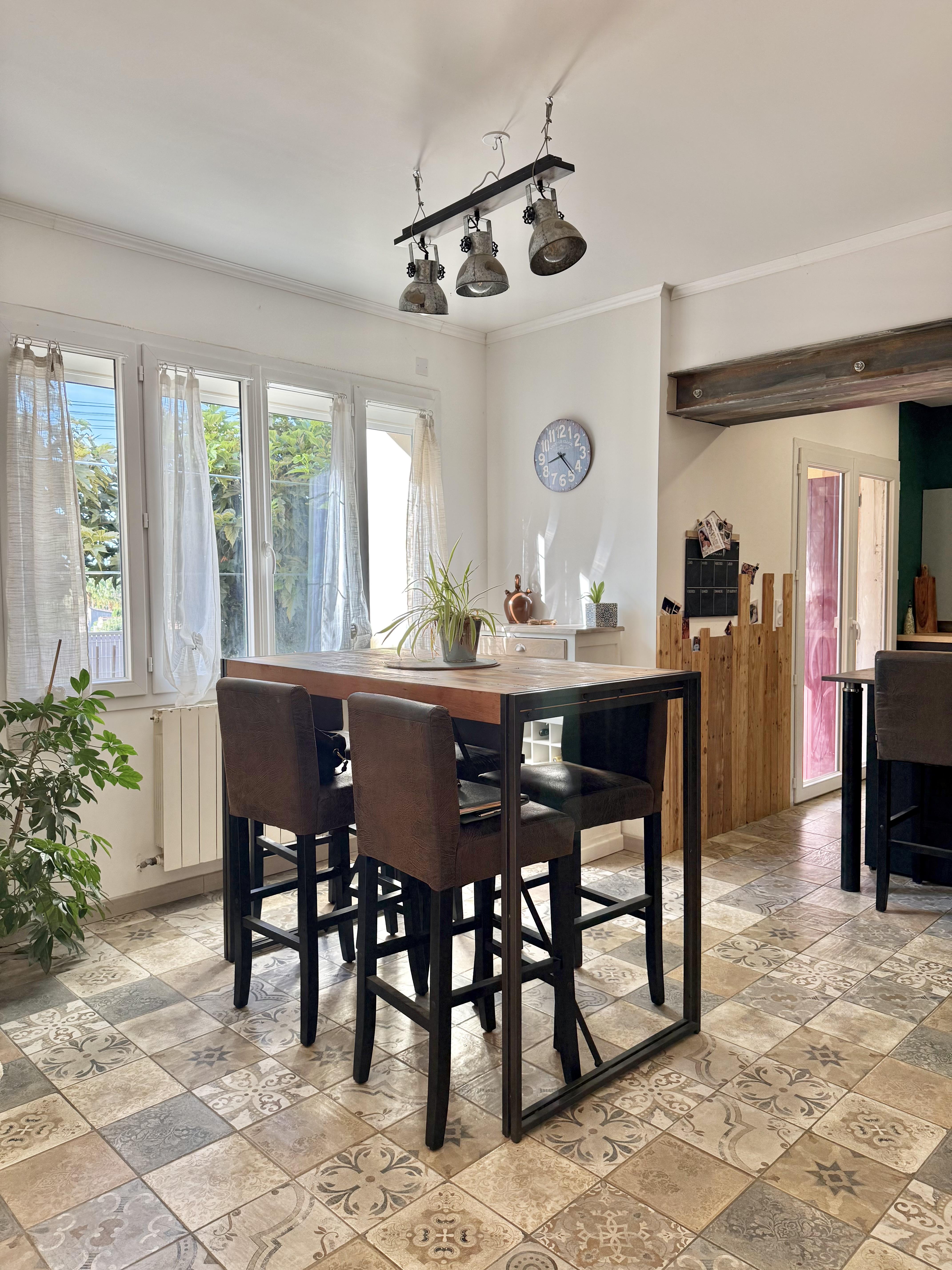 Maison 5 pièces 180 m² à Creissan
