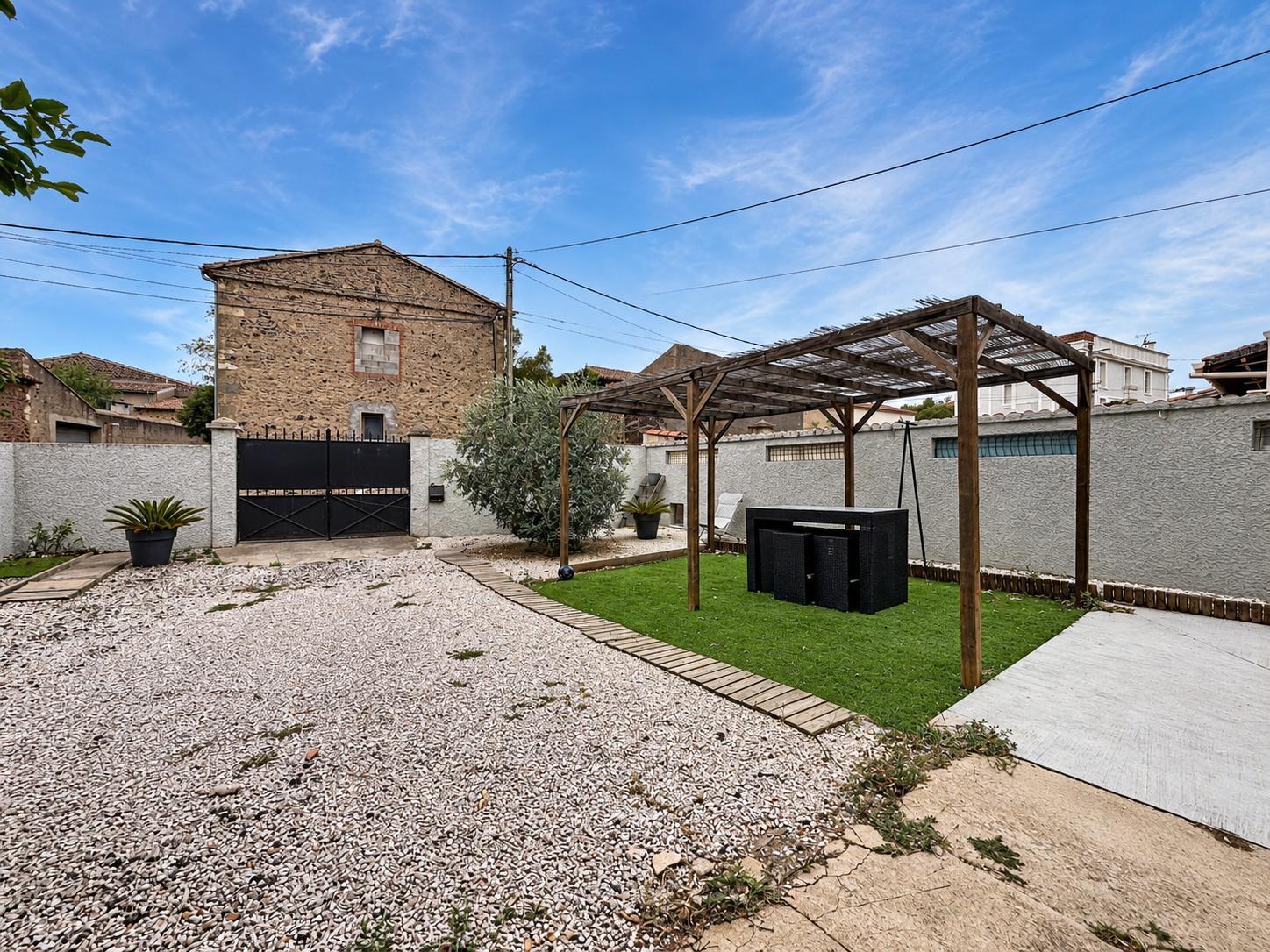 Maison 4 pièces 82 m² · à Bessan · 82 m² · 263 000 €