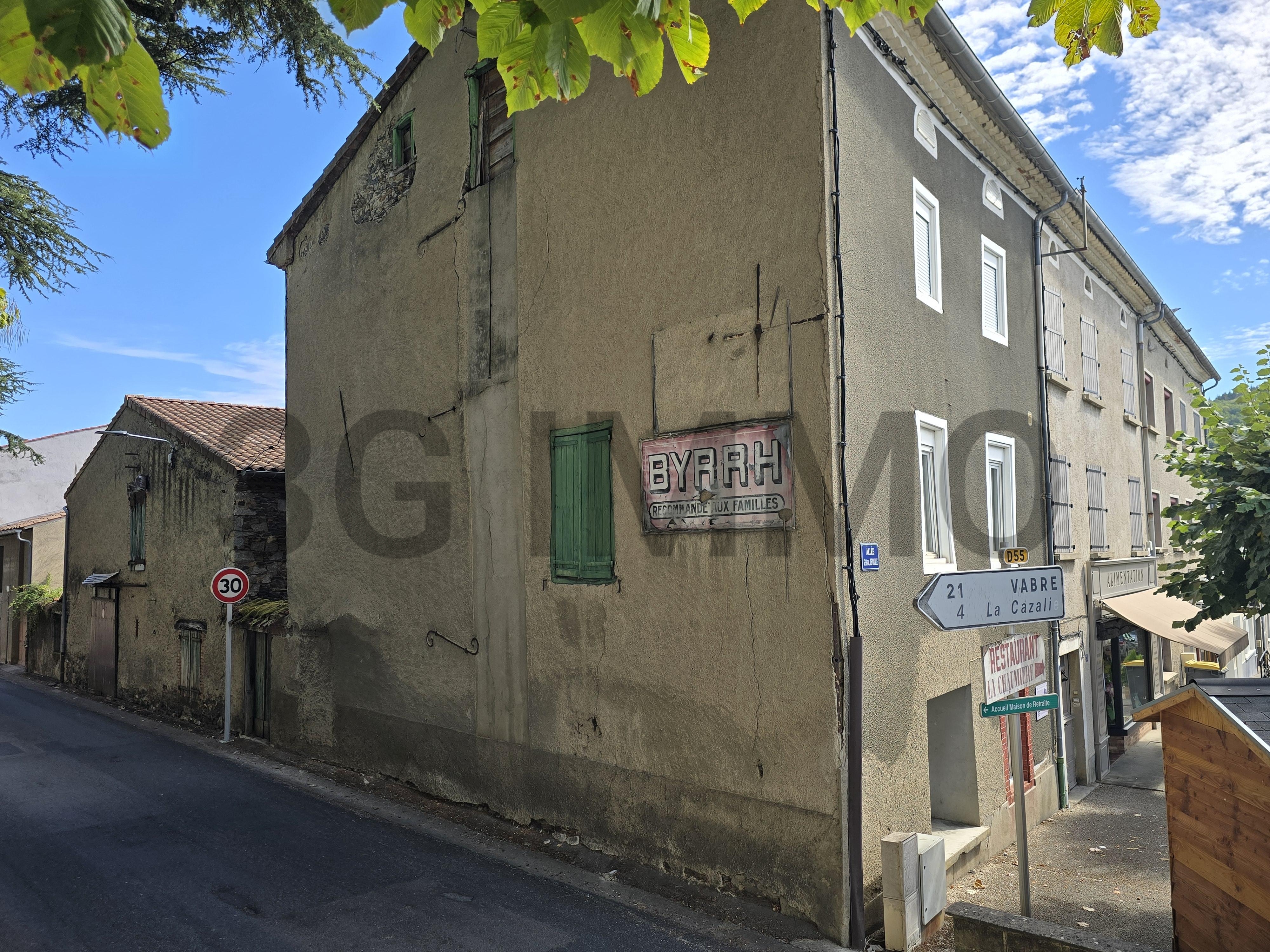 Maison 6 pièces 90 m² · à Roquecourbe · 90 m² · 99 000 €