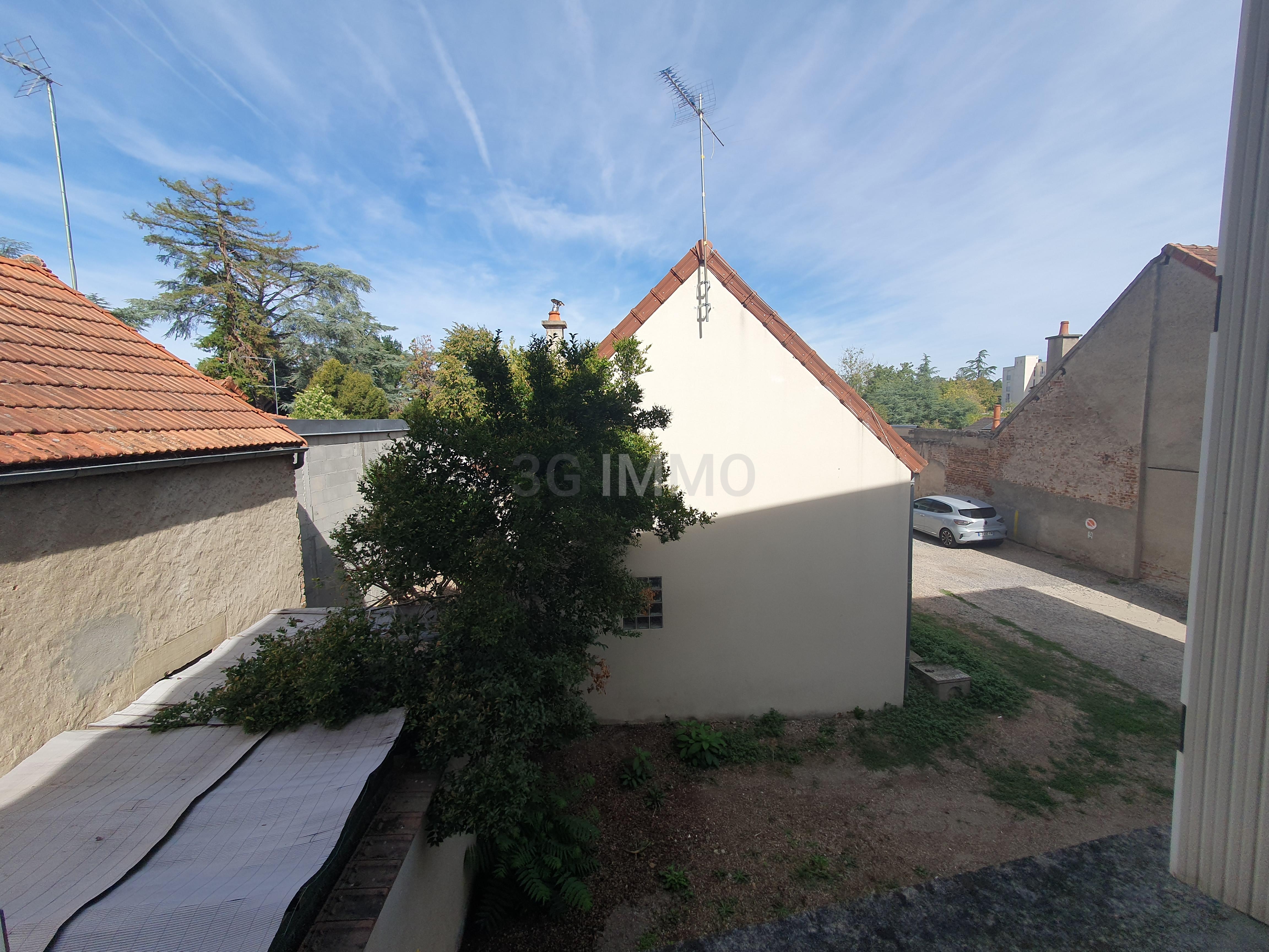 Appartement 1 pièce 27 m² · à Moulins · 27 m² · 54 500 €