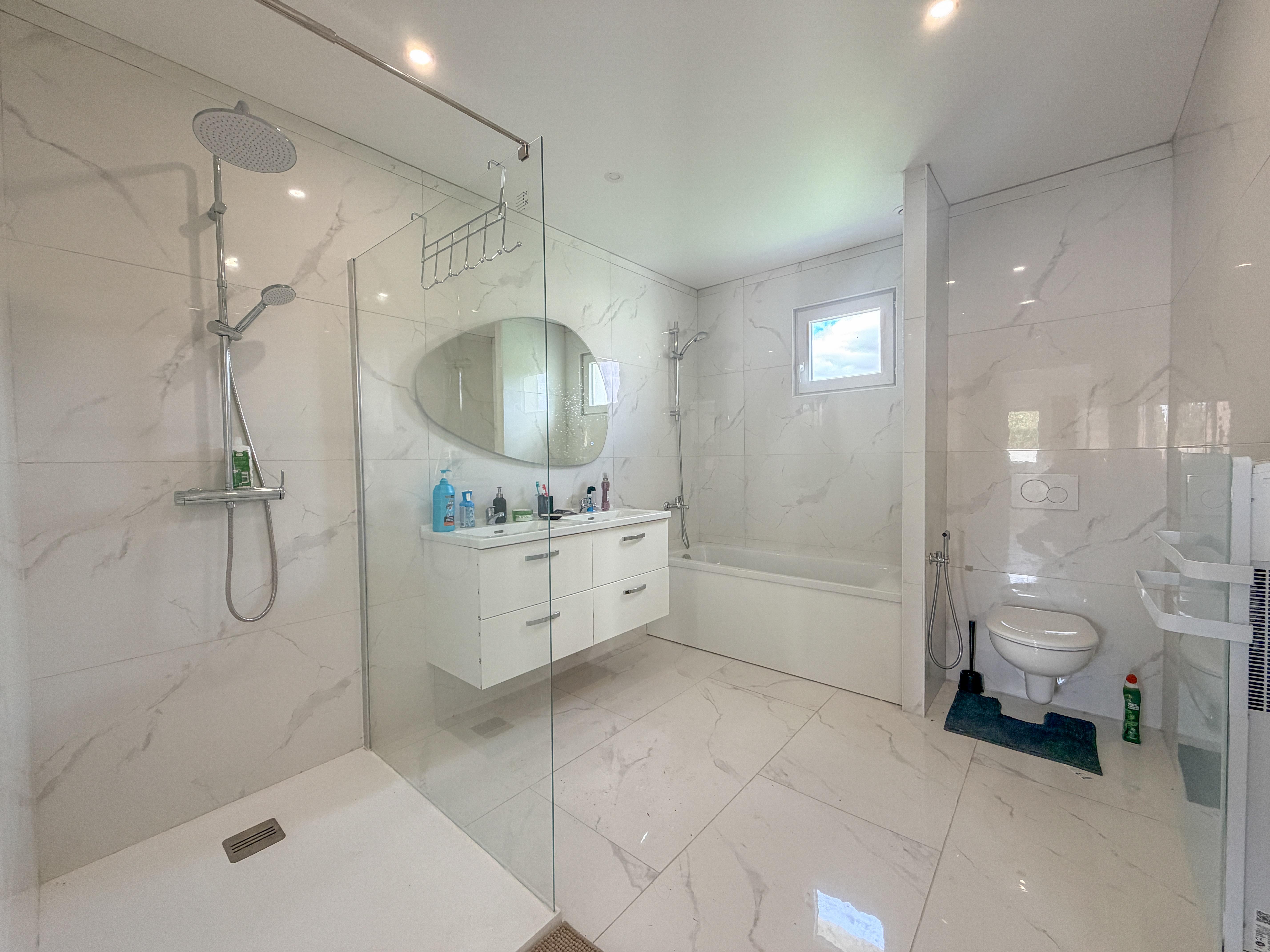 Maison 6 pièces 131 m² · à Tréon · 131 m² · 299 000 €